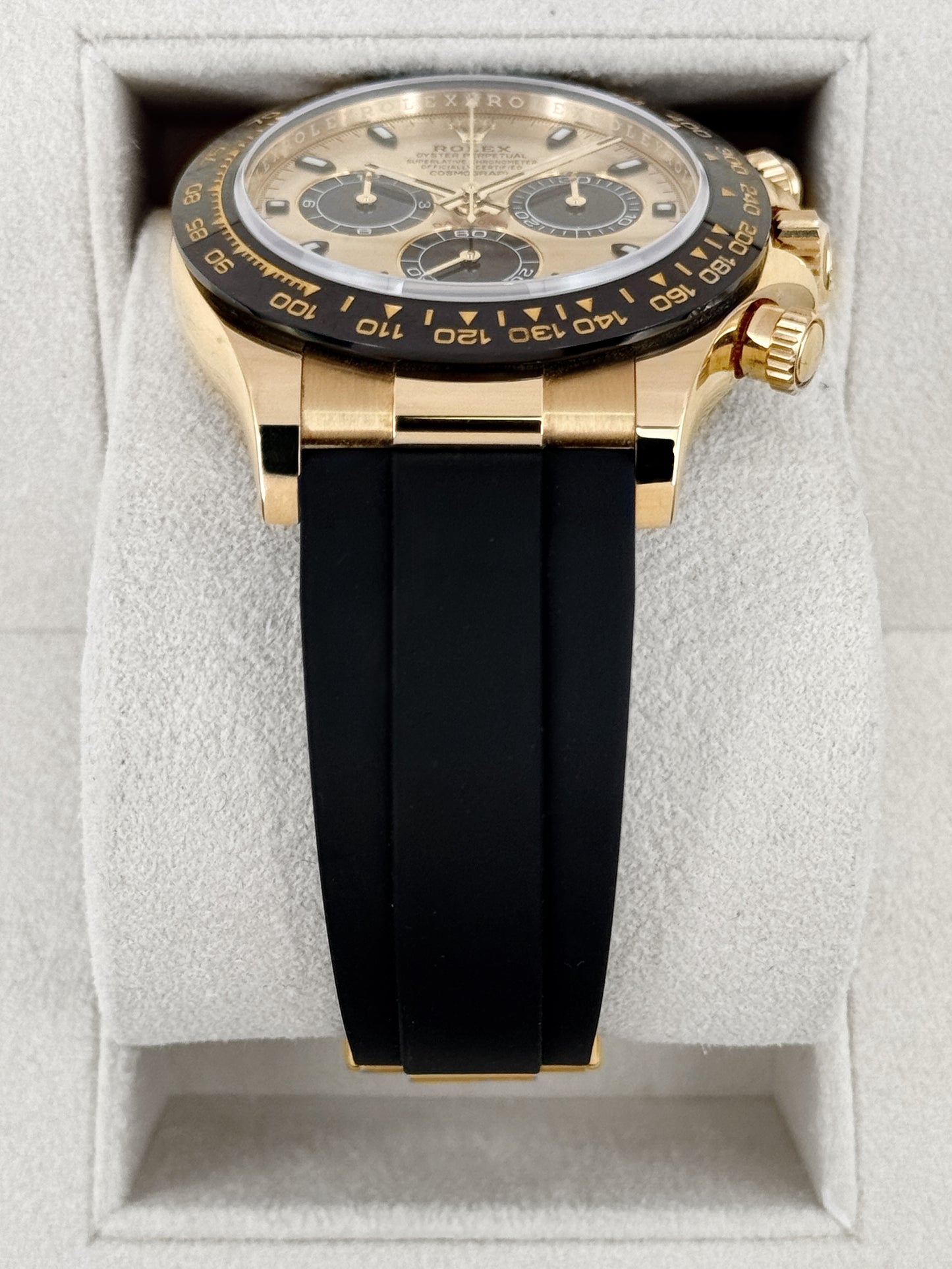 2022 Rolex Daytona 40mm 116518LN Yellow Gold Oysterflex Champagne Dial