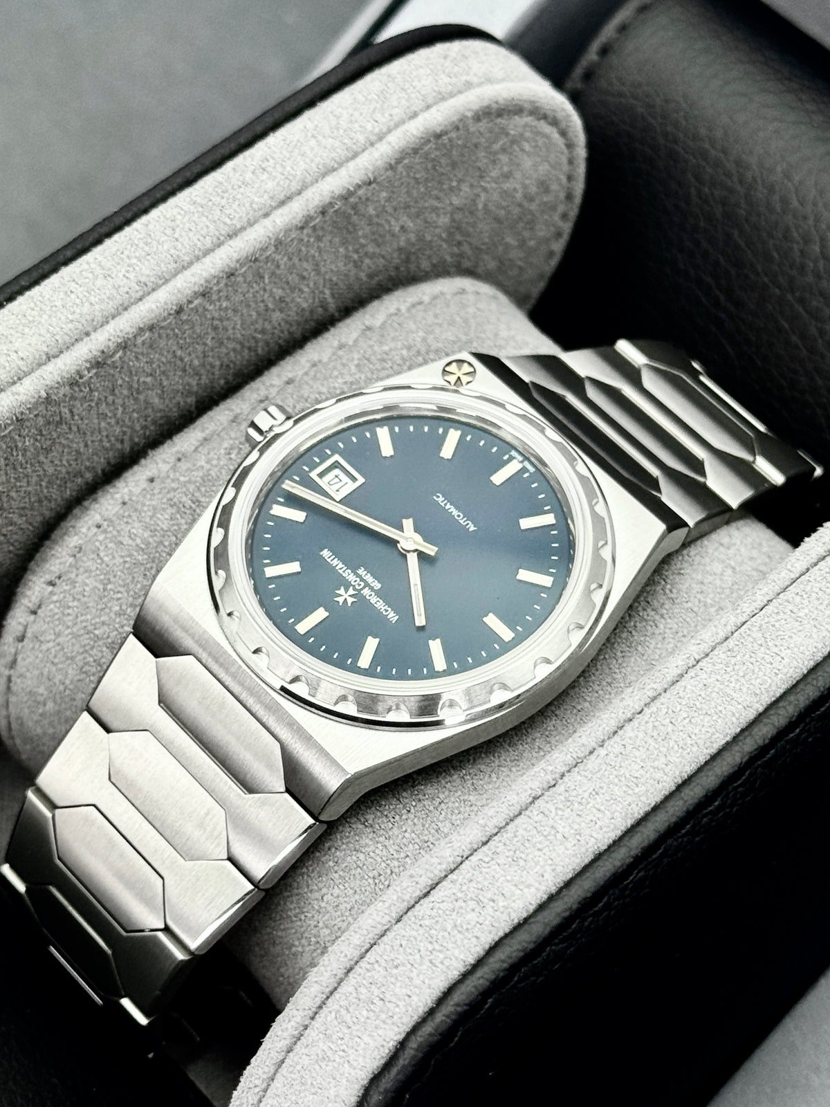 NEW 2026 Vacheron Constantin 222 37mm 4200H Stainless Steel Blue Dial