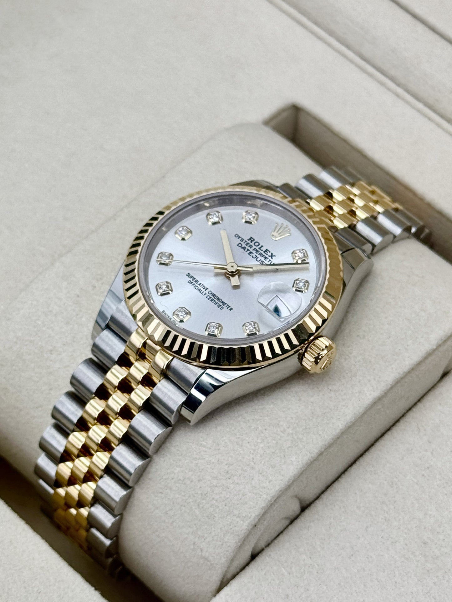 NEW 2026 Rolex Lady Datejust 31mm 278273 Two-Tone Jubilee Silver Diamond Dial