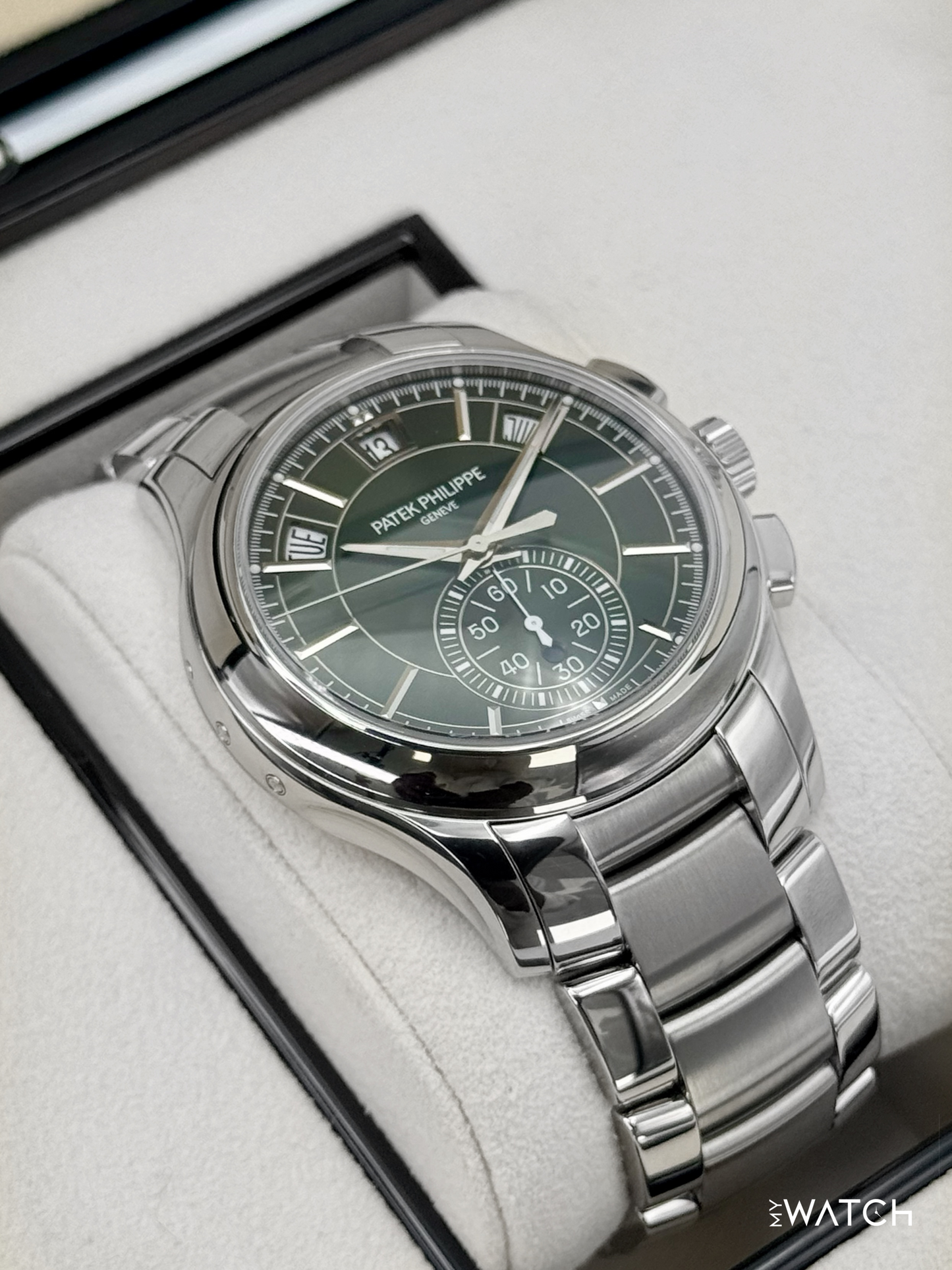 2023 Patek Philippe Flyback Chronograph Annual Calendar 5905/1A Olive Green Dial