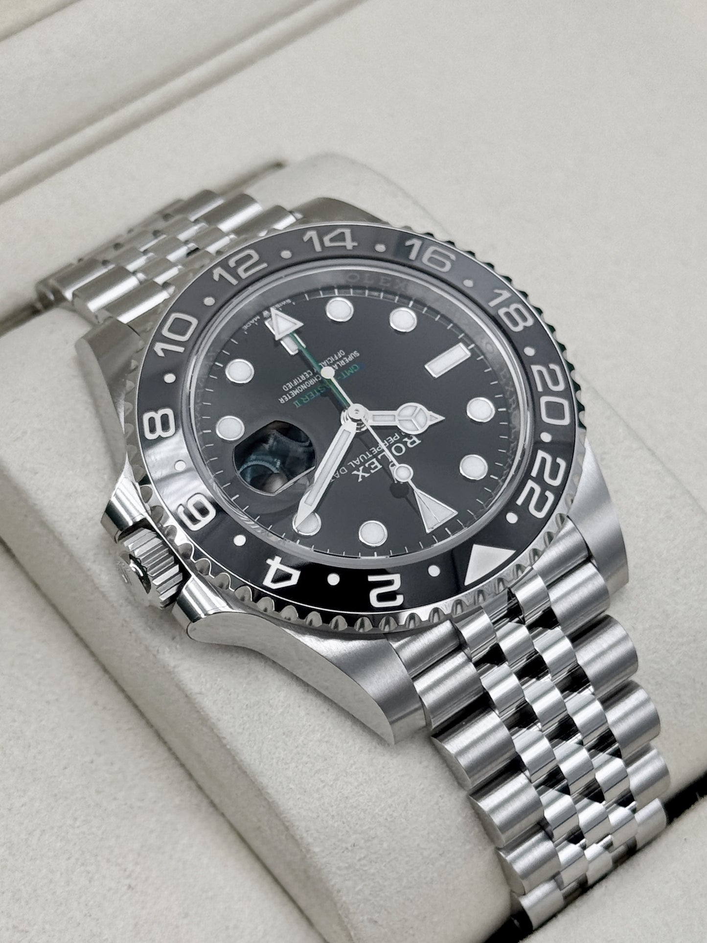 NEW 2026 Rolex GMT-Master II Bruce Wayne 40mm 126710GRNR Jubilee (STICKERED)