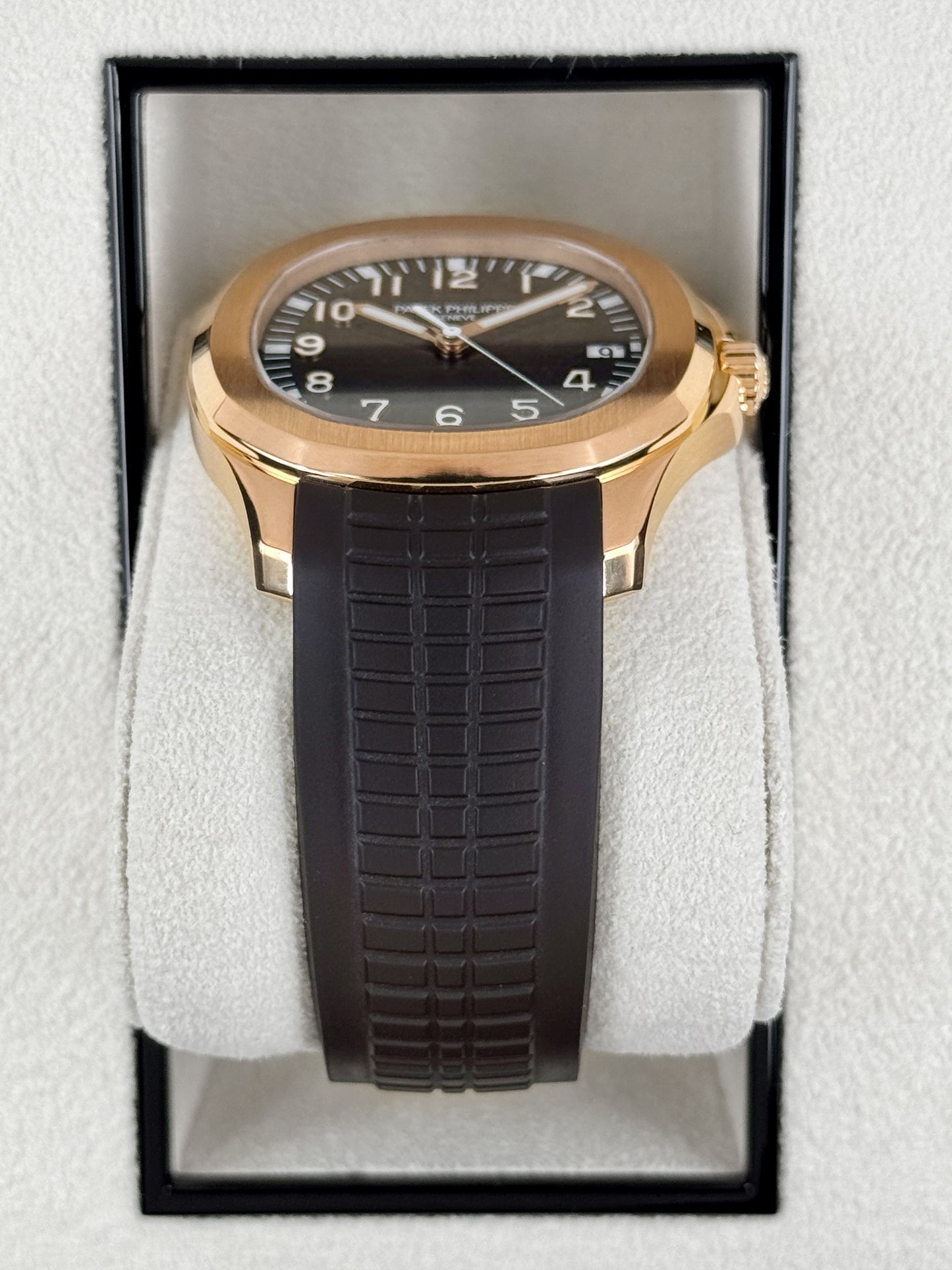 2023 Patek Philippe Aquanaut 40mm 5167R-001 Rose Gold Brown Dial