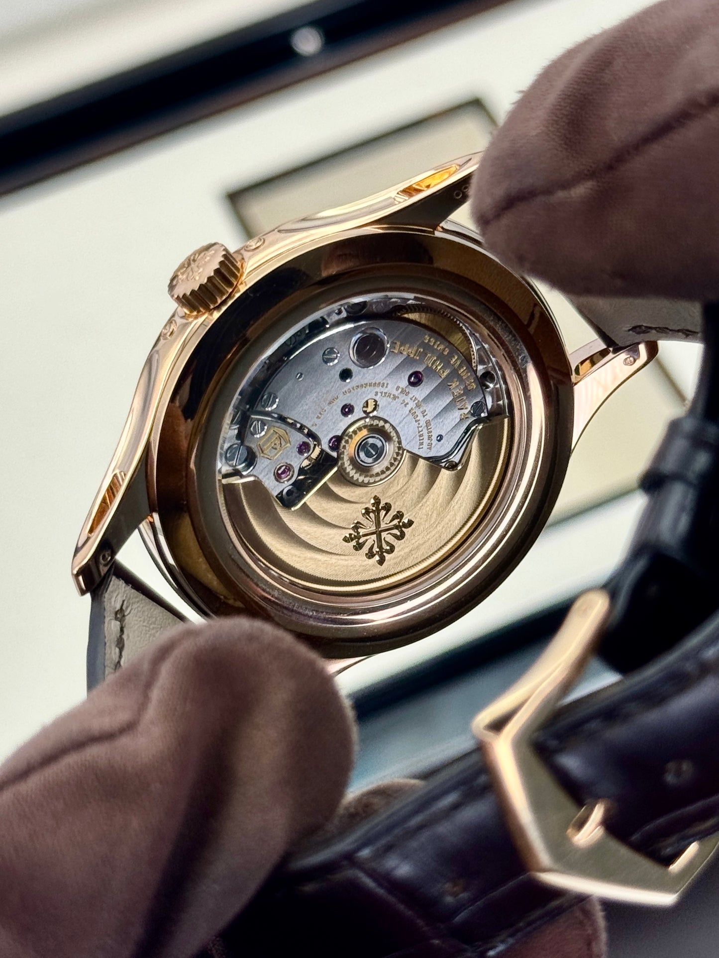2019 Patek Philippe Annual Calendar 40mm 5205R Rose Gold White Dial