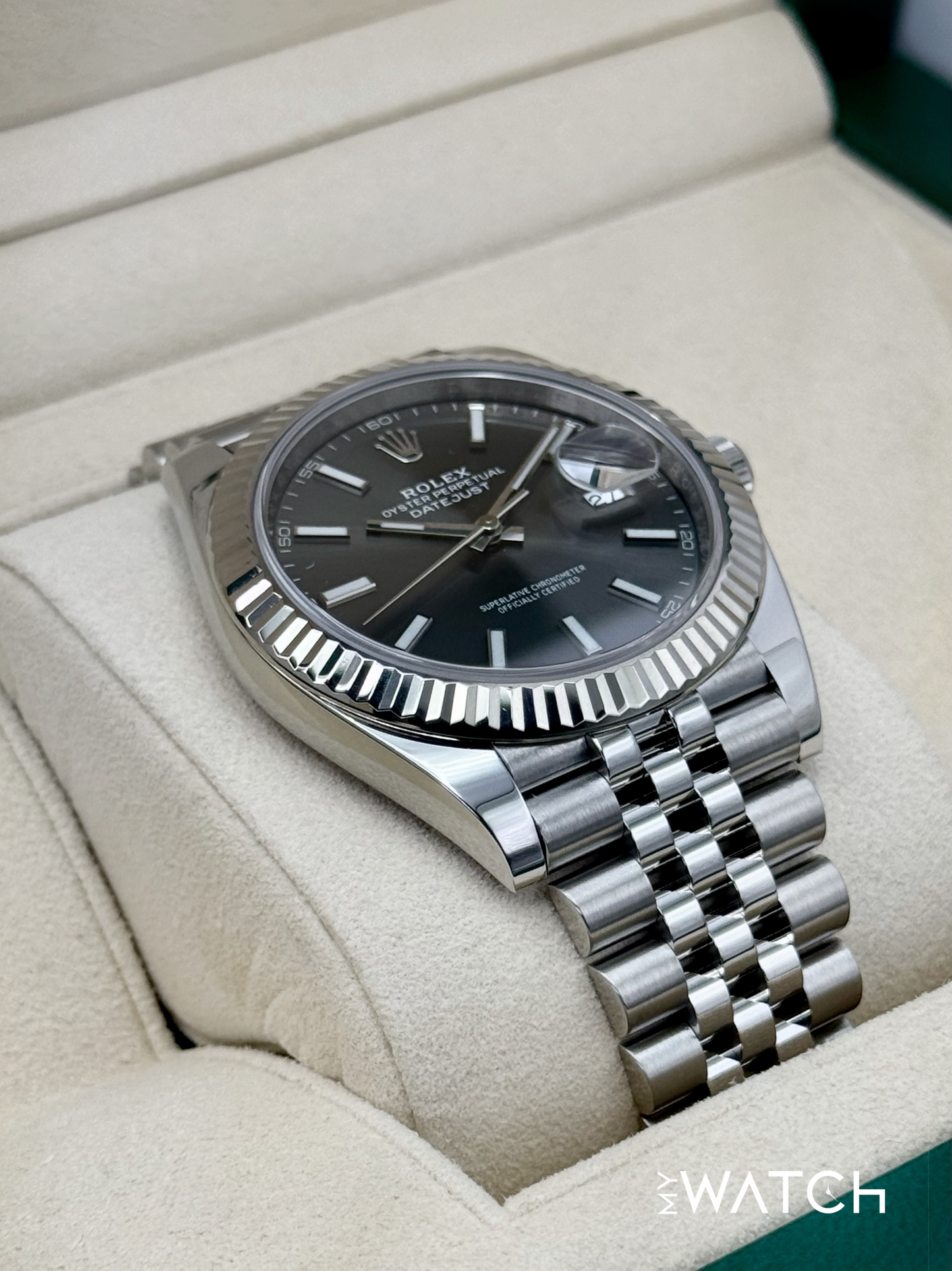 2020 Rolex Datejust 41mm 126334 Stainless Steel Jubilee Rhodium Dial