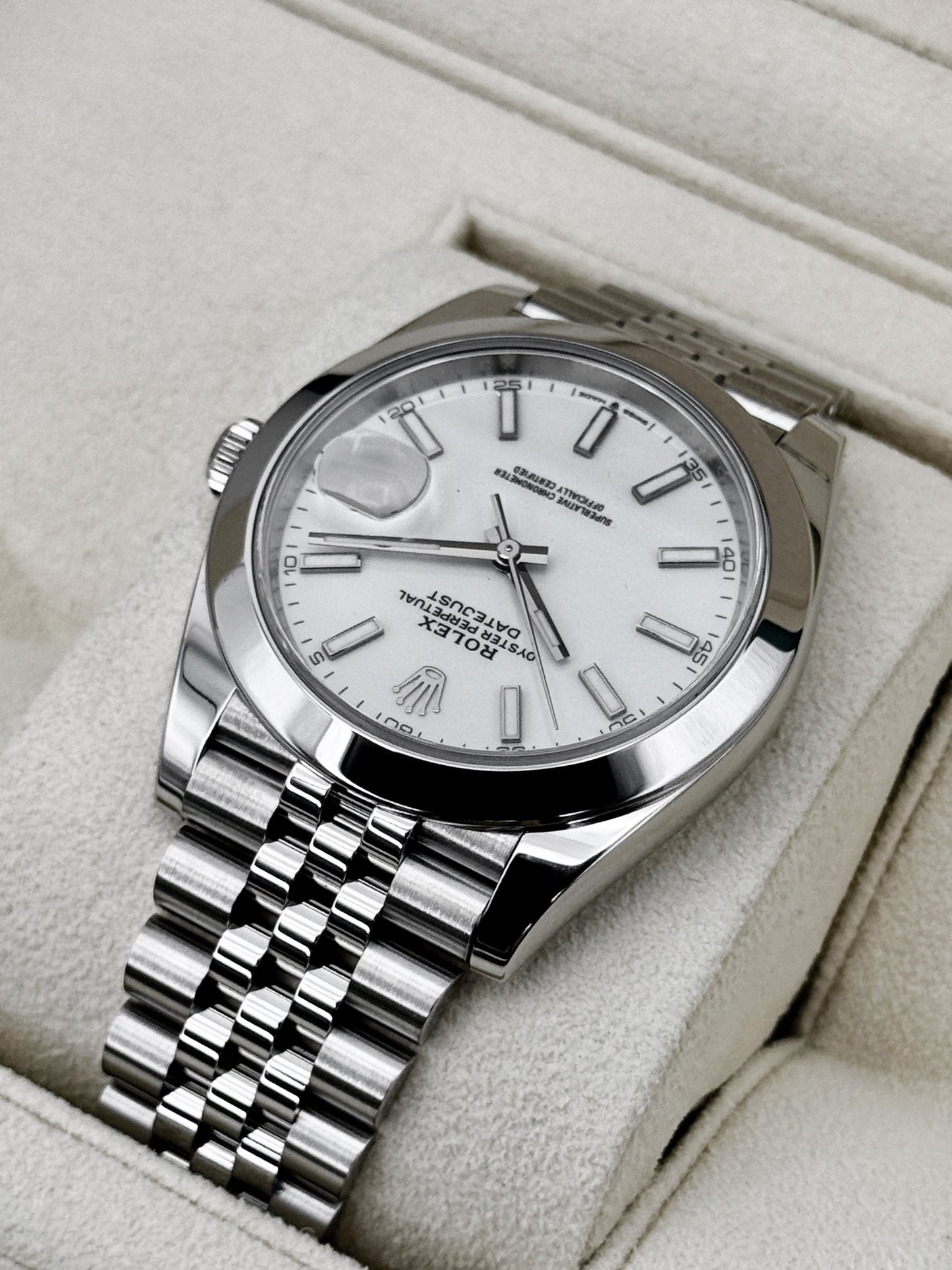 2024 Rolex Datejust 41mm 126300 Stainless Steel Jubilee White Dial