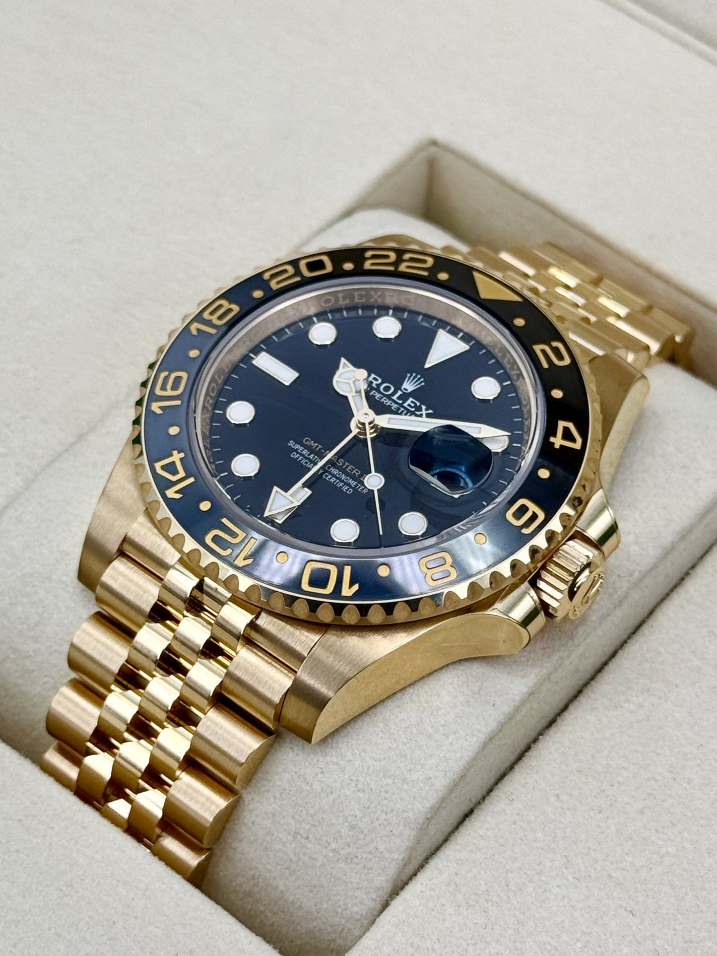 NEW 2025 Rolex GMT-Master II 40mm 126718GRNR Yellow Gold Jubilee Black Dial