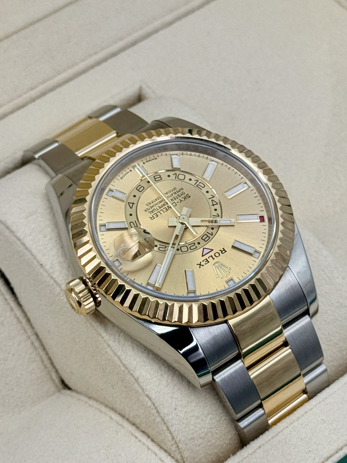 2023 Rolex Sky-Dweller 42mm 336933 Two-Tone Oyster Champagne Dial