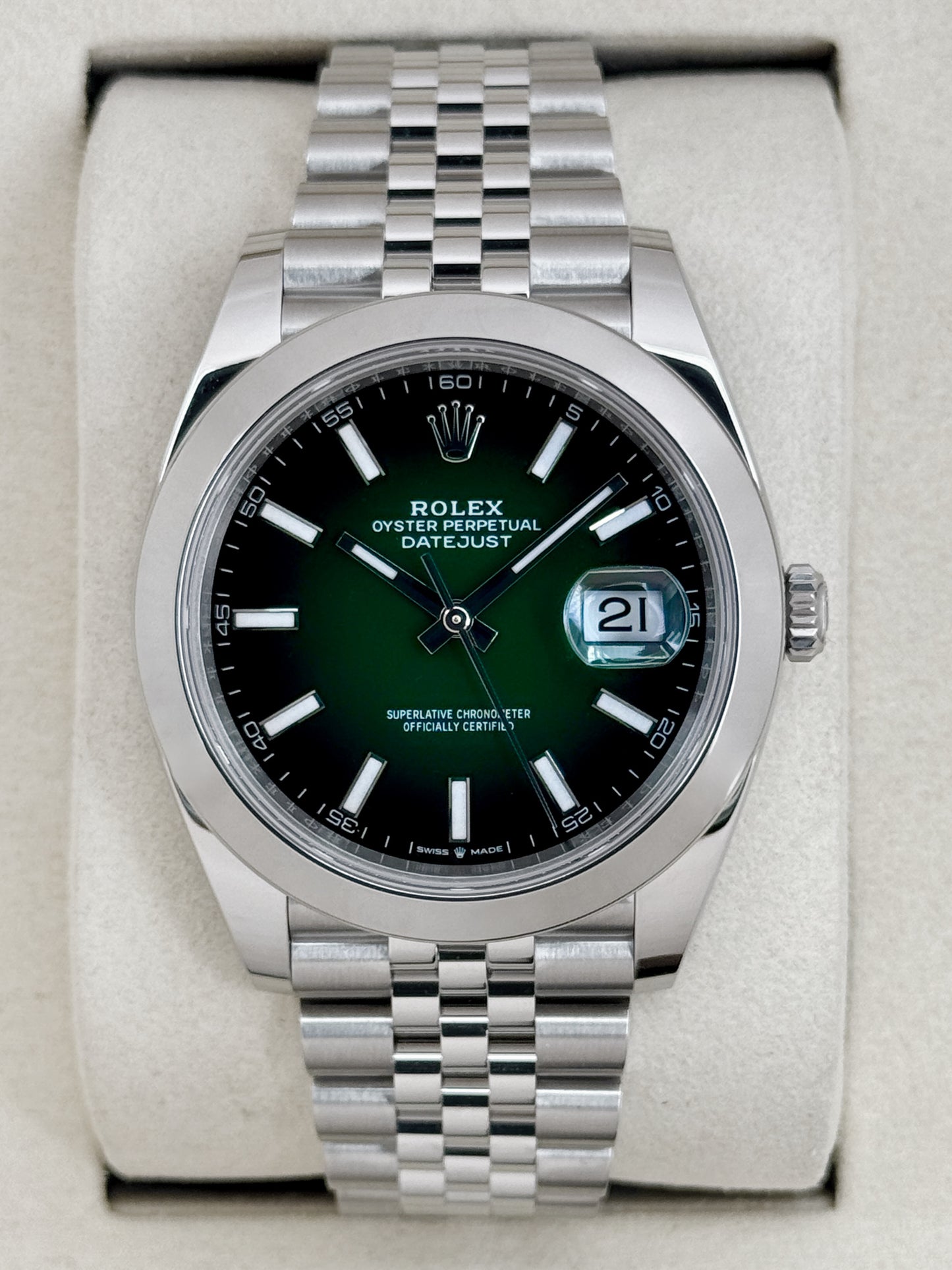NEW 2026 Rolex Datejust 41mm 126300 Stainless Steel Jubilee Green Ombre Dial