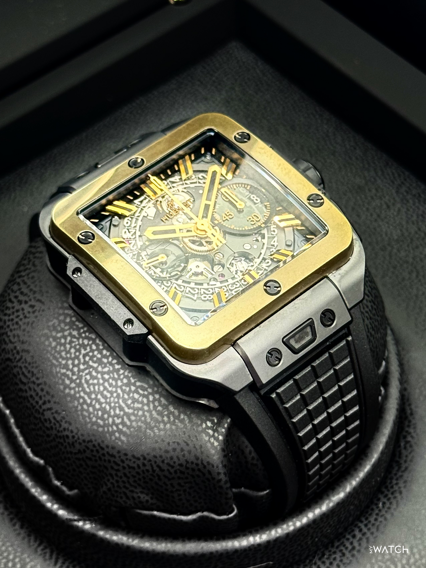 2024 Hublot Square Bang Unico Magic Gold 42mm 821.CM.0130.RX Ceramic