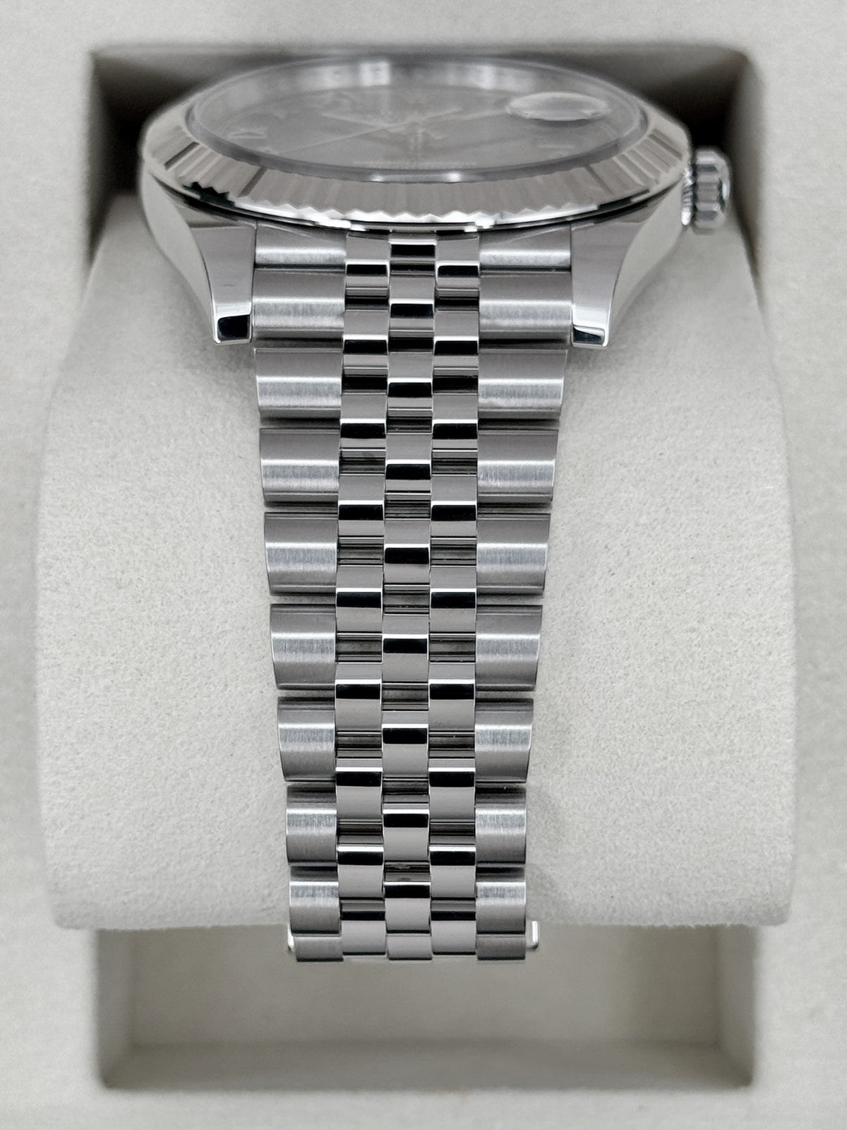 NEW 2026 Rolex Datejust 41mm 126334 Stainless Steel Jubilee Blue Roman Numeral Dial