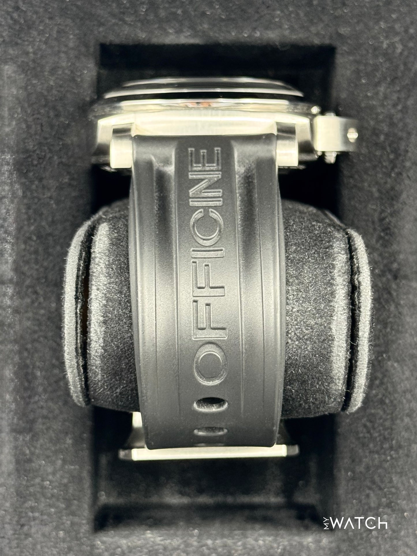 2011 Panerai Luminor 1950 8 Days GMT 44mm PAM00233 Black Dial