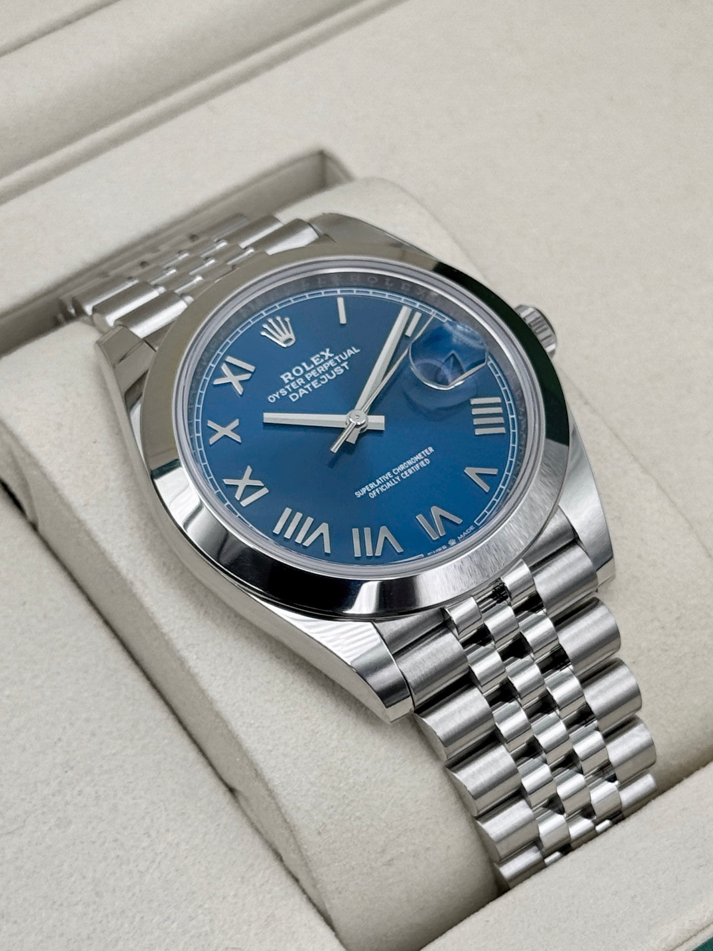 NEW 2026 Rolex Datejust 41mm 126300 Stainless Steel Jubilee Blue Roman Numeral Dial