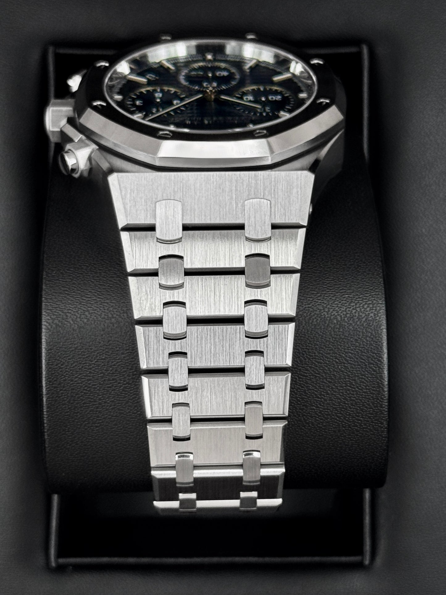NEW 2026 Audemars Piguet Royal Oak Chronograph 41mm 26240ST Blue Dial