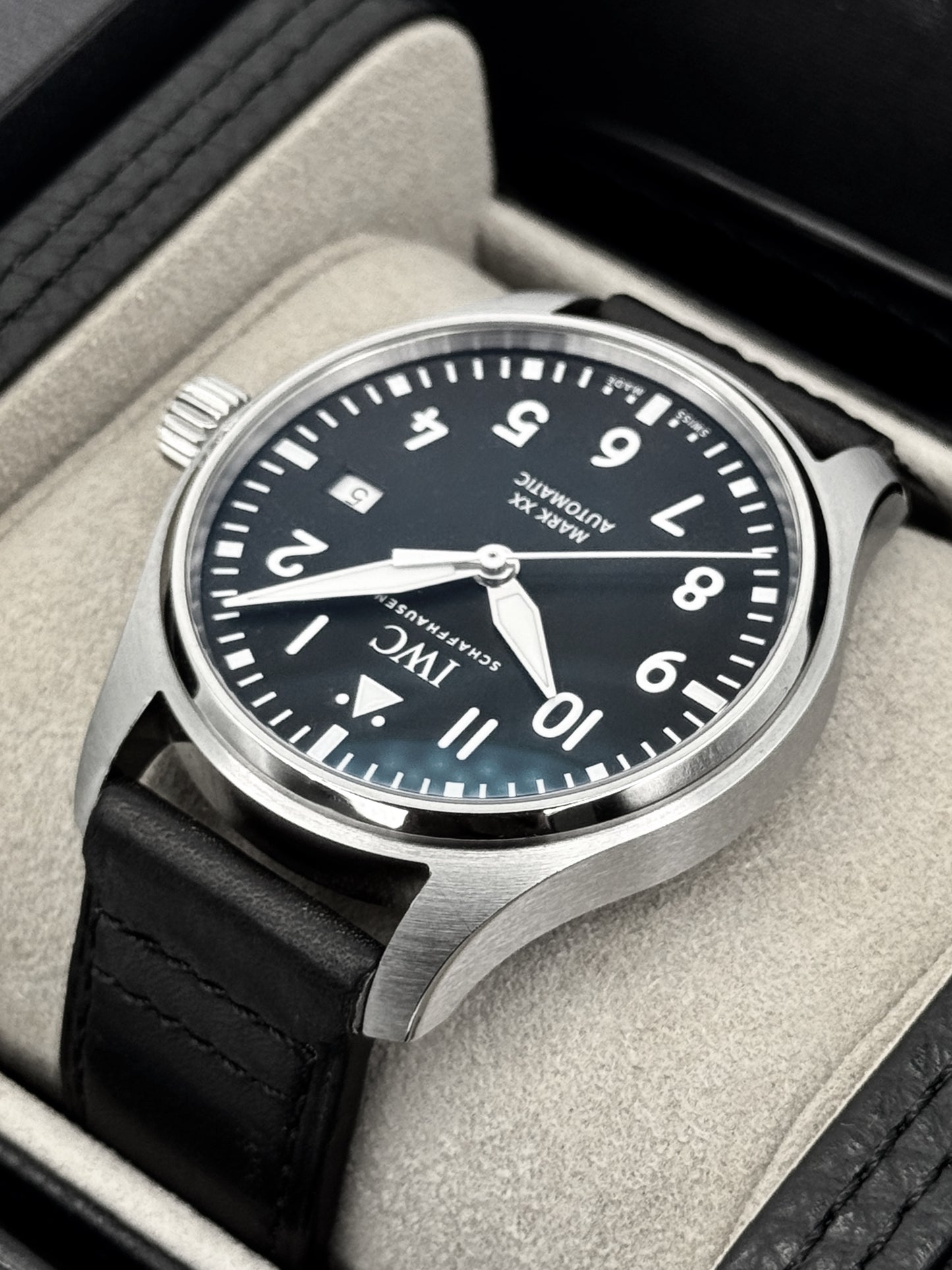 2026 IWC Pilot's Watch Mark XX 40mm IW328201 Stainless Steel Black Dial