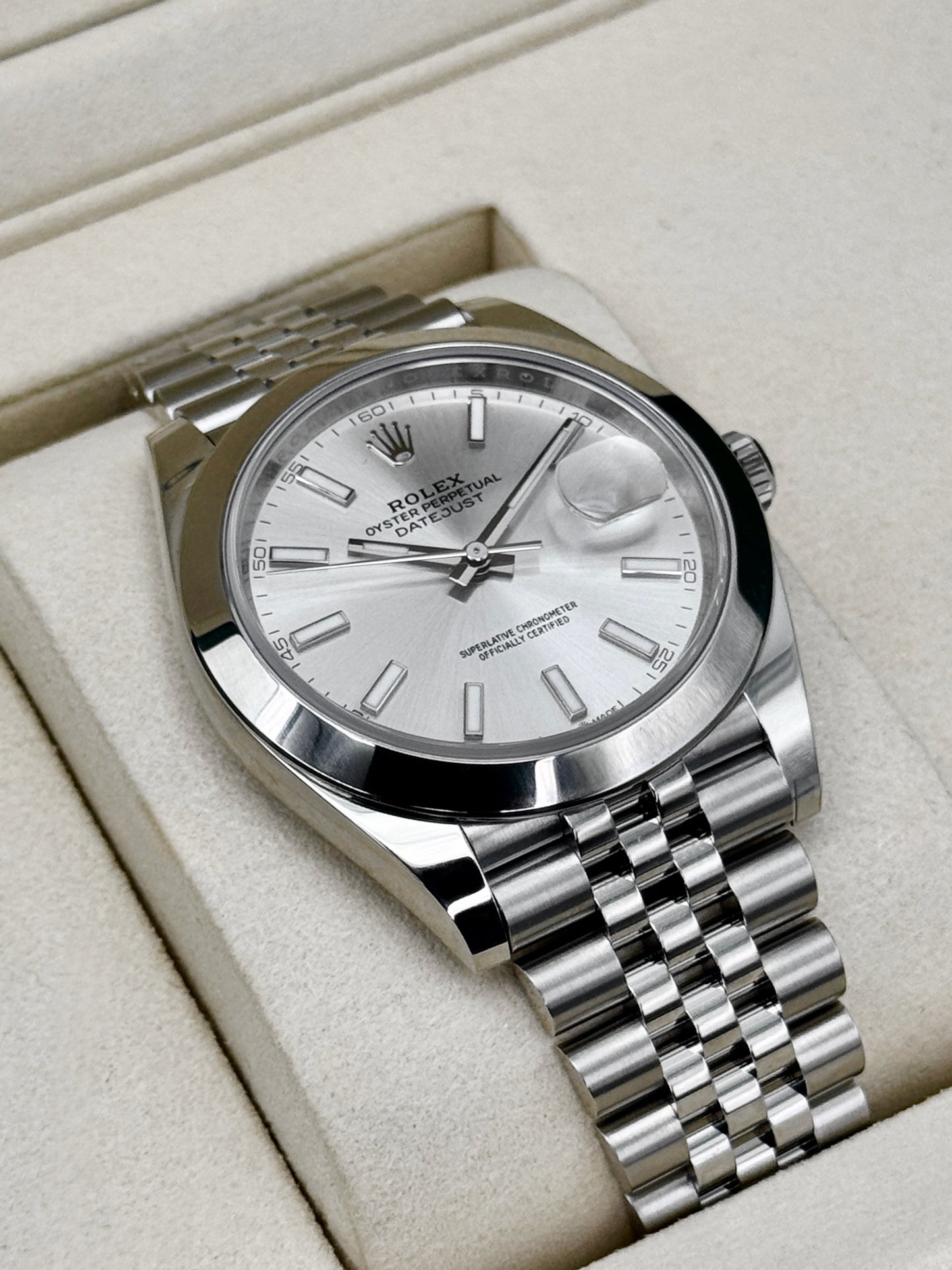 NEW 2025 Rolex Datejust 41mm 126300 Stainless Steel Jubilee Silver Dial