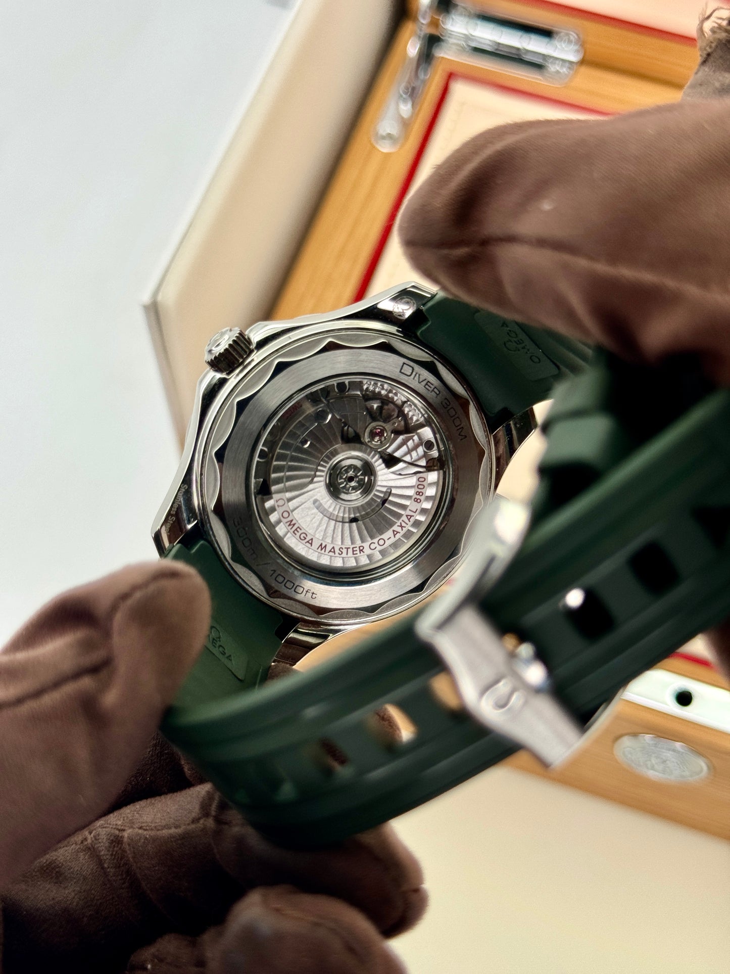 2026 Omega Seamaster Master Chronometer 42mm 210.32.42.20.10.001 Green Dial