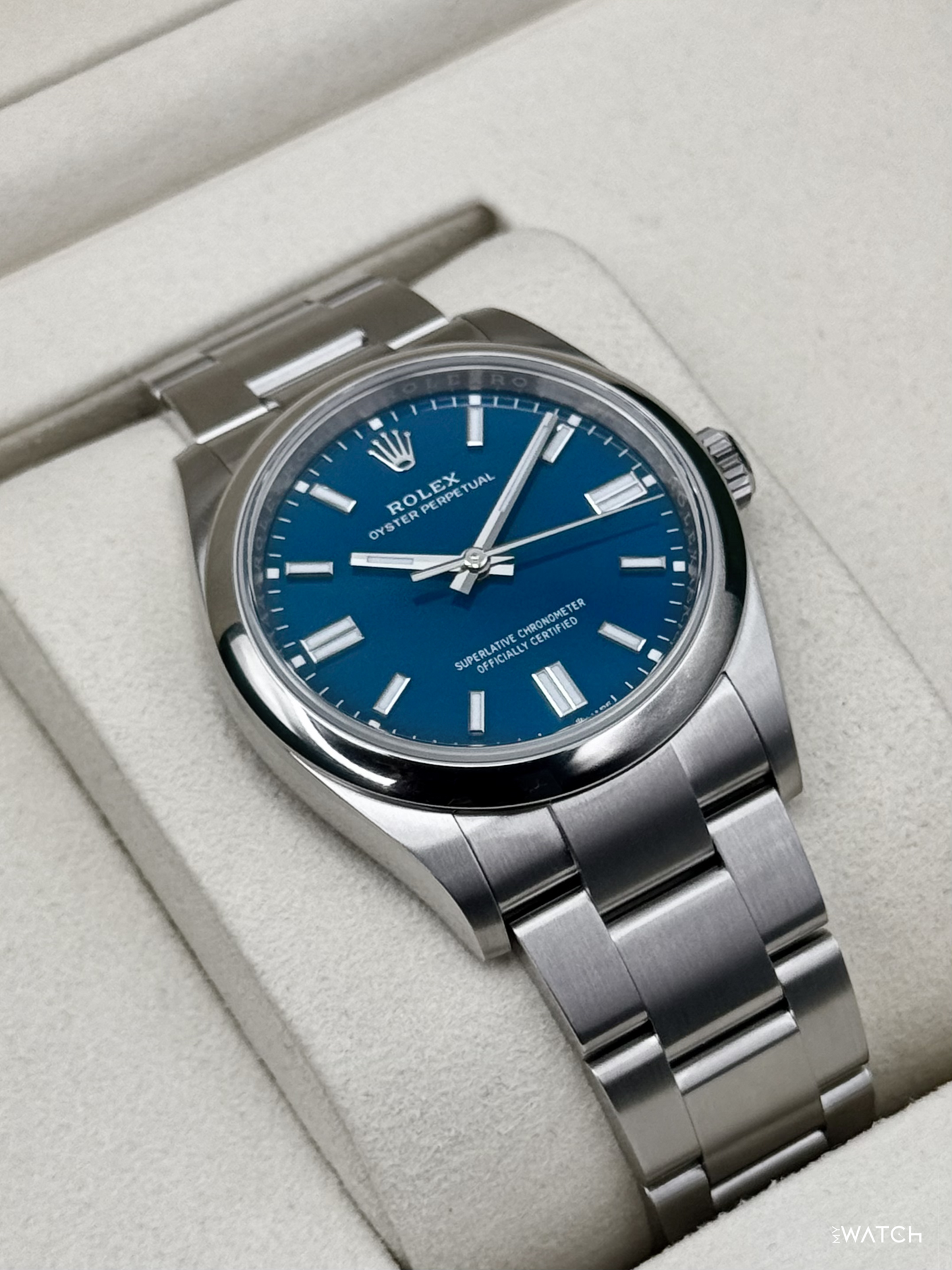 NEW 2026 Rolex Oyster Perpetual 36mm 126000 Med Blue Dial (STICKERED)