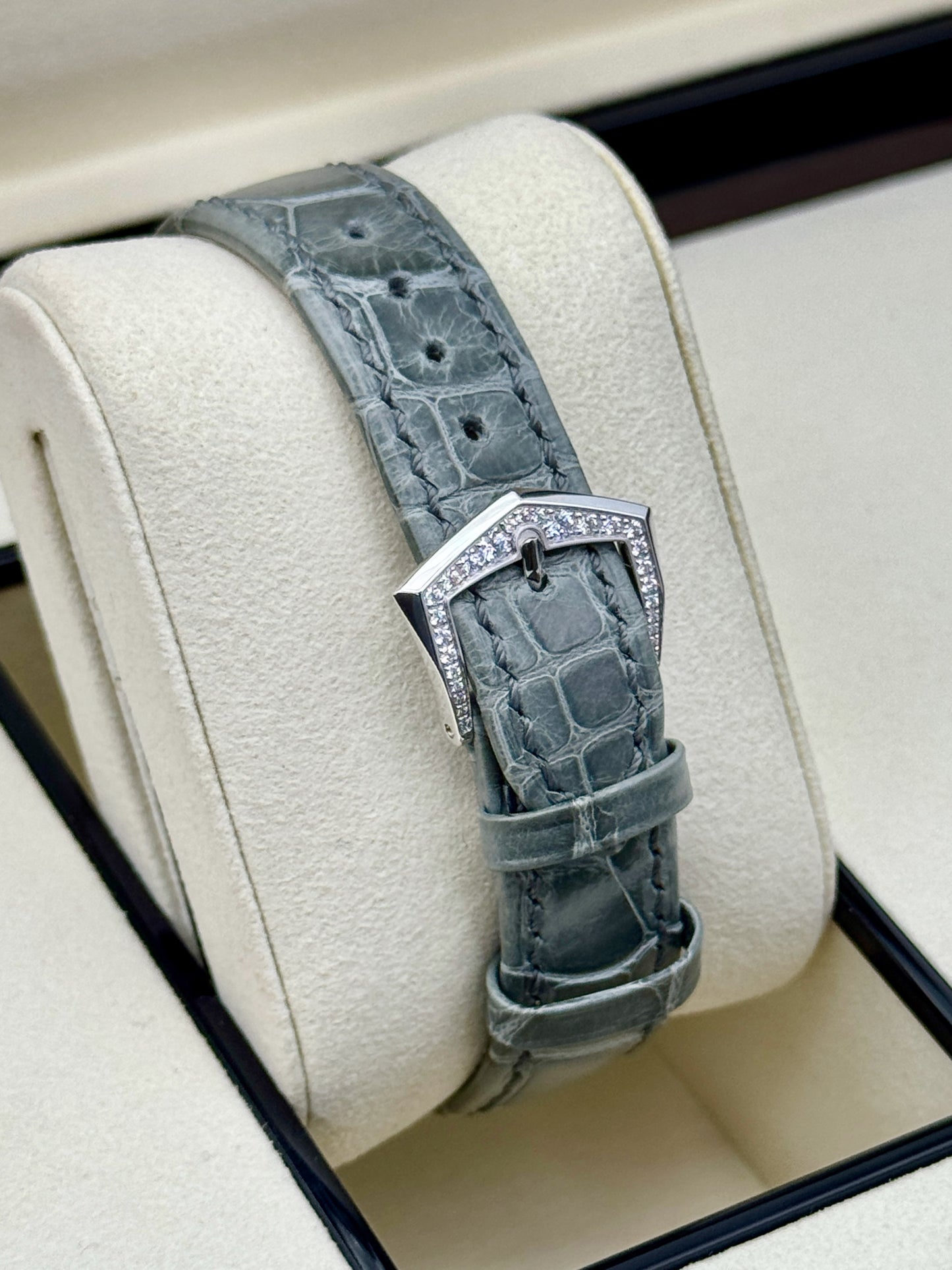NEW 2026 Patek Philippe Annual Calendar 38mm 4948G White Gold Mother of Pearl Dial