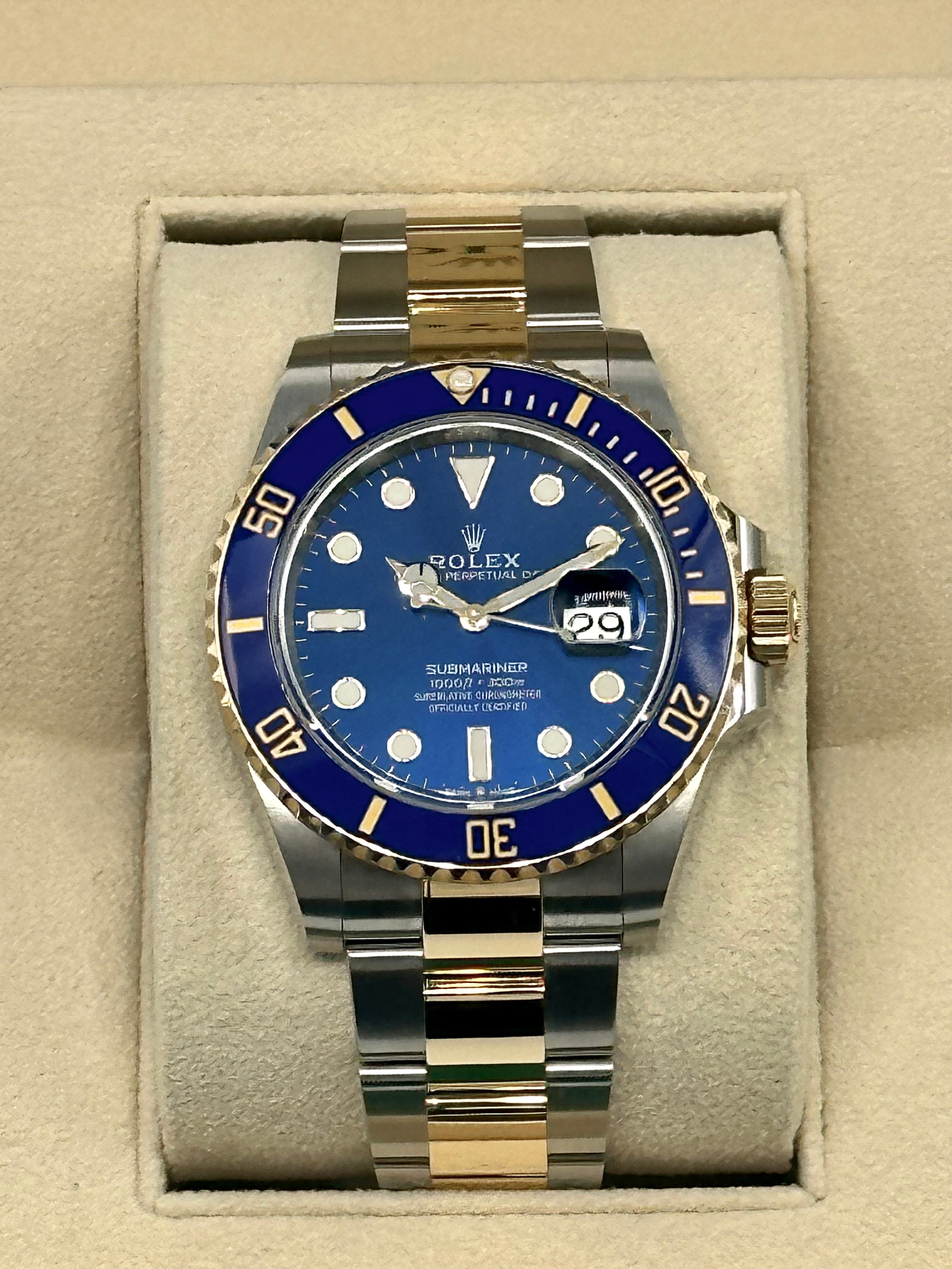 Rolex submariner shop half gold blue