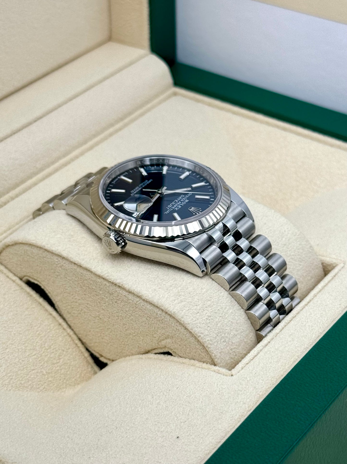 NEW 2024 Rolex Datejust 36mm 126234 Jubilee Blue Dial