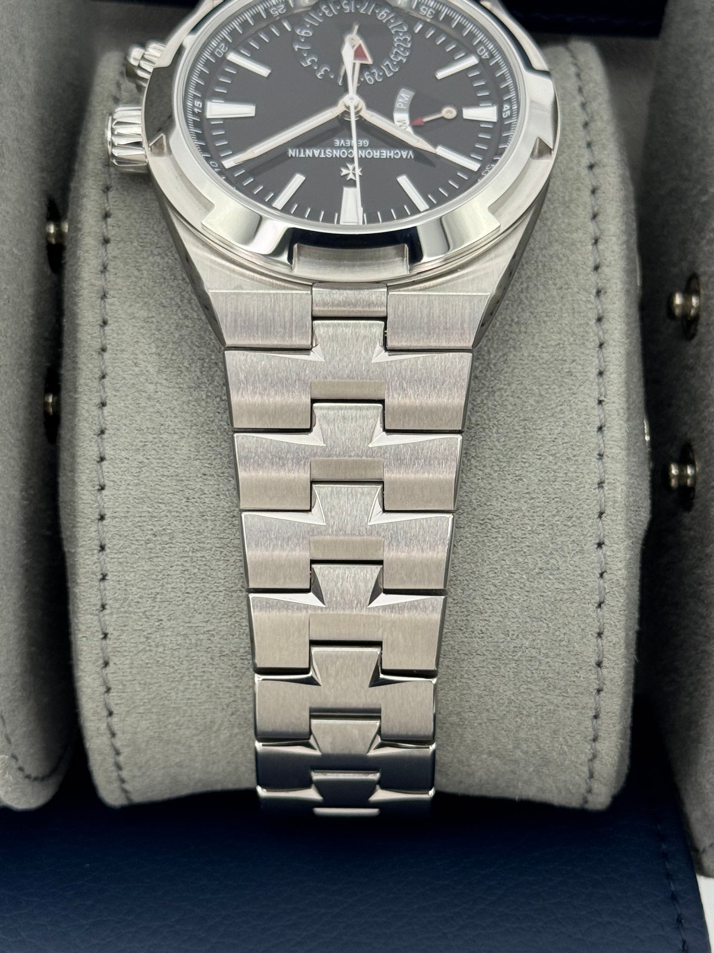 NEW 2025 Vacheron Constantin Overseas 41mm 7920V Dual Time Black Dial