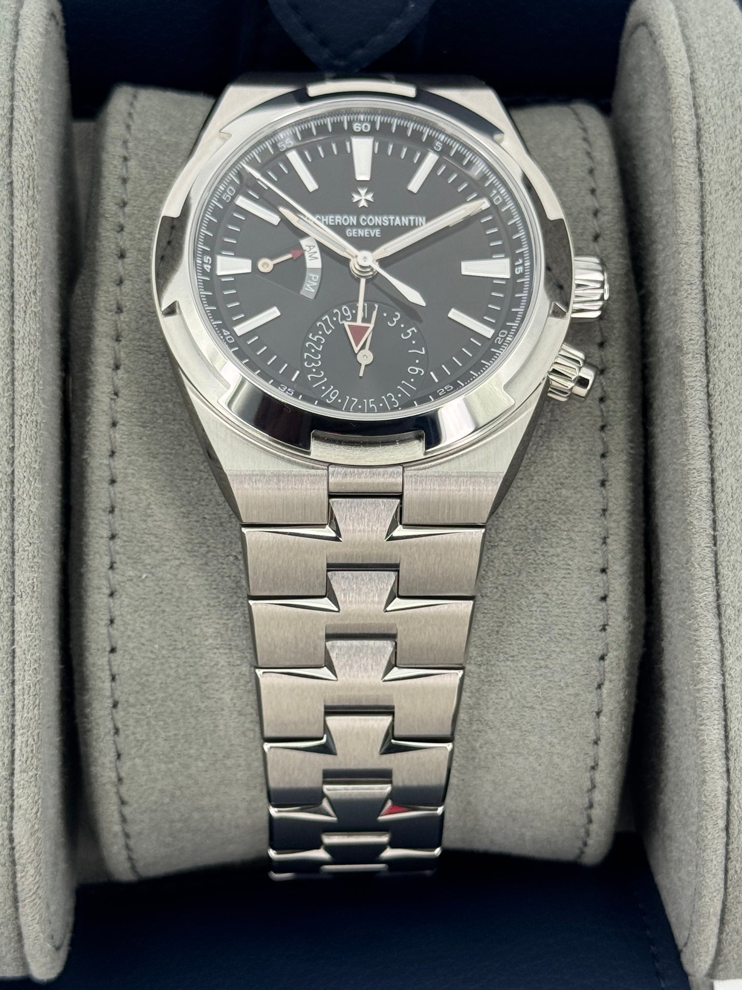 NEW 2025 Vacheron Constantin Overseas 41mm 7920V Dual Time Black Dial
