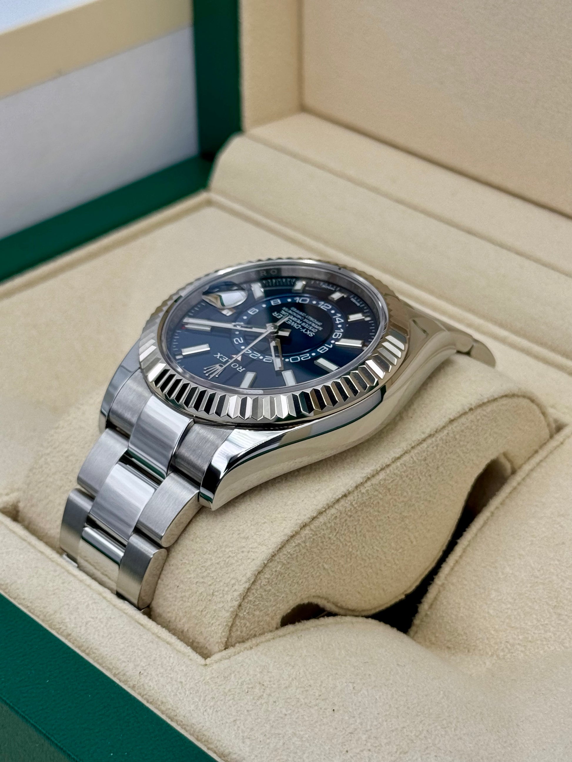 2023 Rolex Sky-Dweller 42mm 326934 Oyster Blue Dial - MyWatchLLC