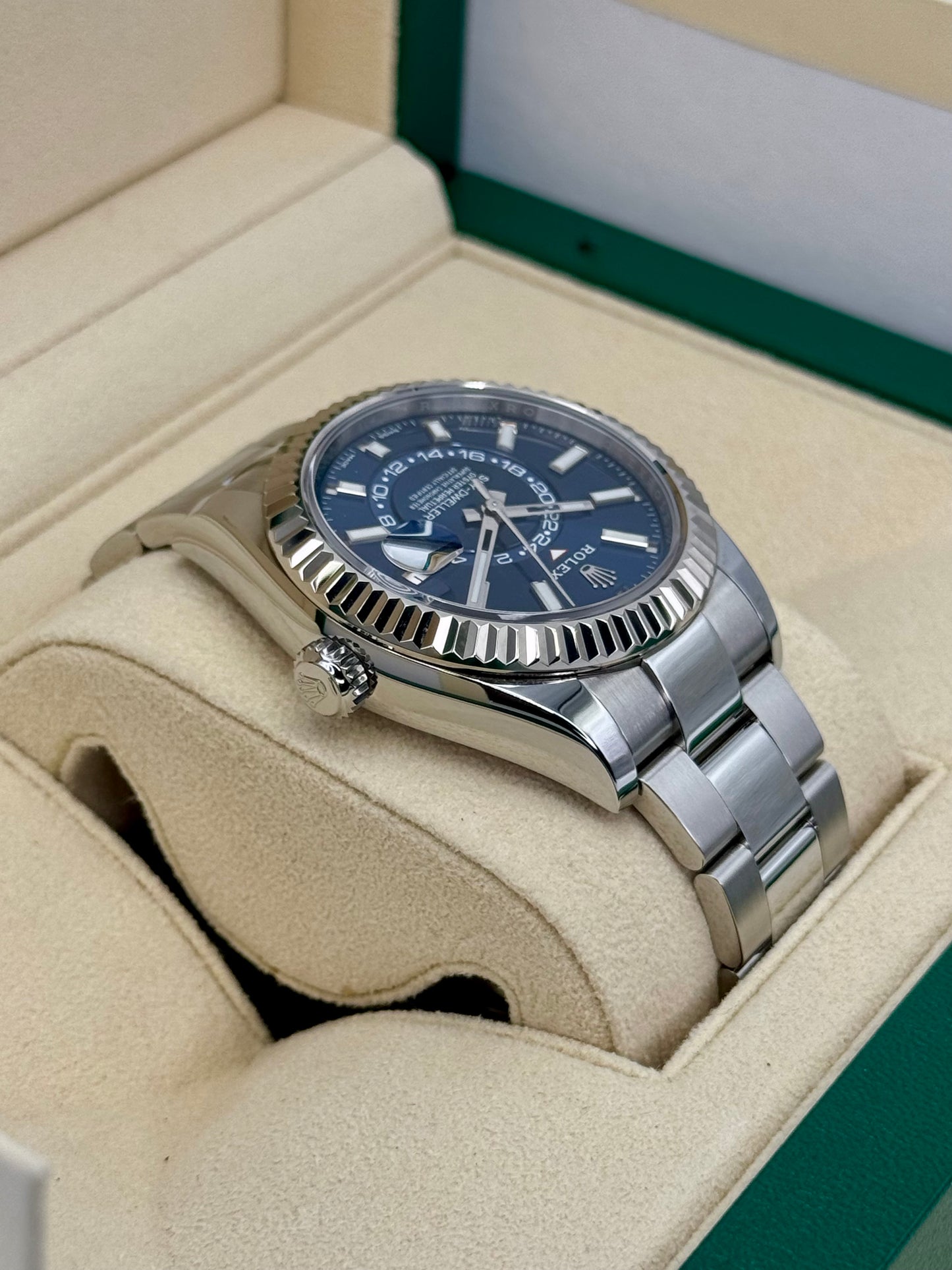 2023 Rolex Sky-Dweller 42mm 326934 Oyster Blue Dial - MyWatchLLC