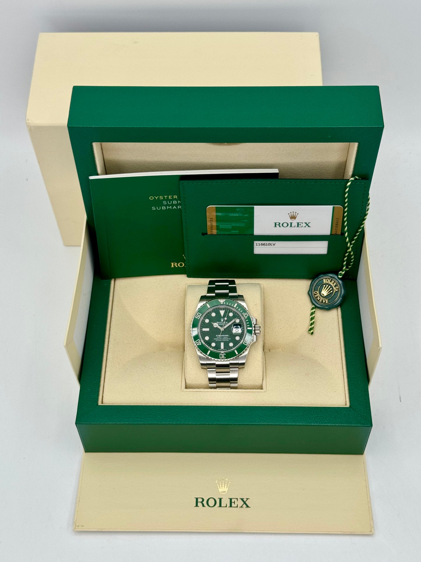 2019 Rolex Submariner "Hulk" 40mm 116610LV Green Dial