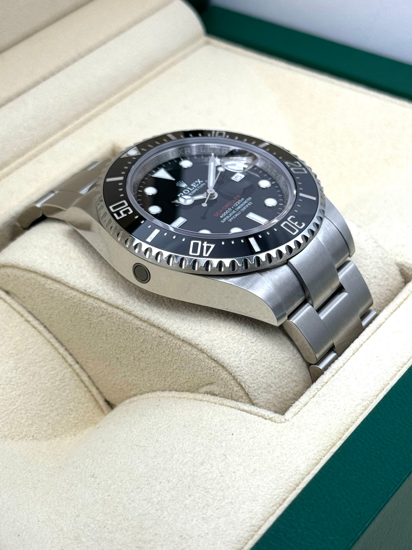 NEW 2024 Rolex Sea-Dweller 43mm 126600 Black Dial