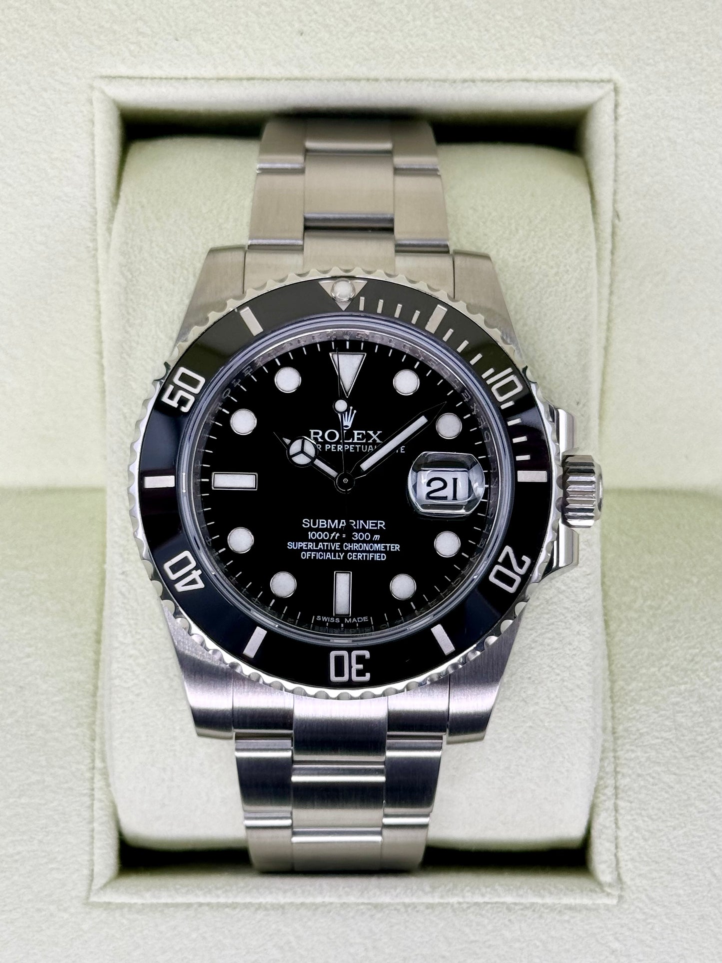 2011 Rolex Submariner 40mm 116610 Stainless Steel Black Dial