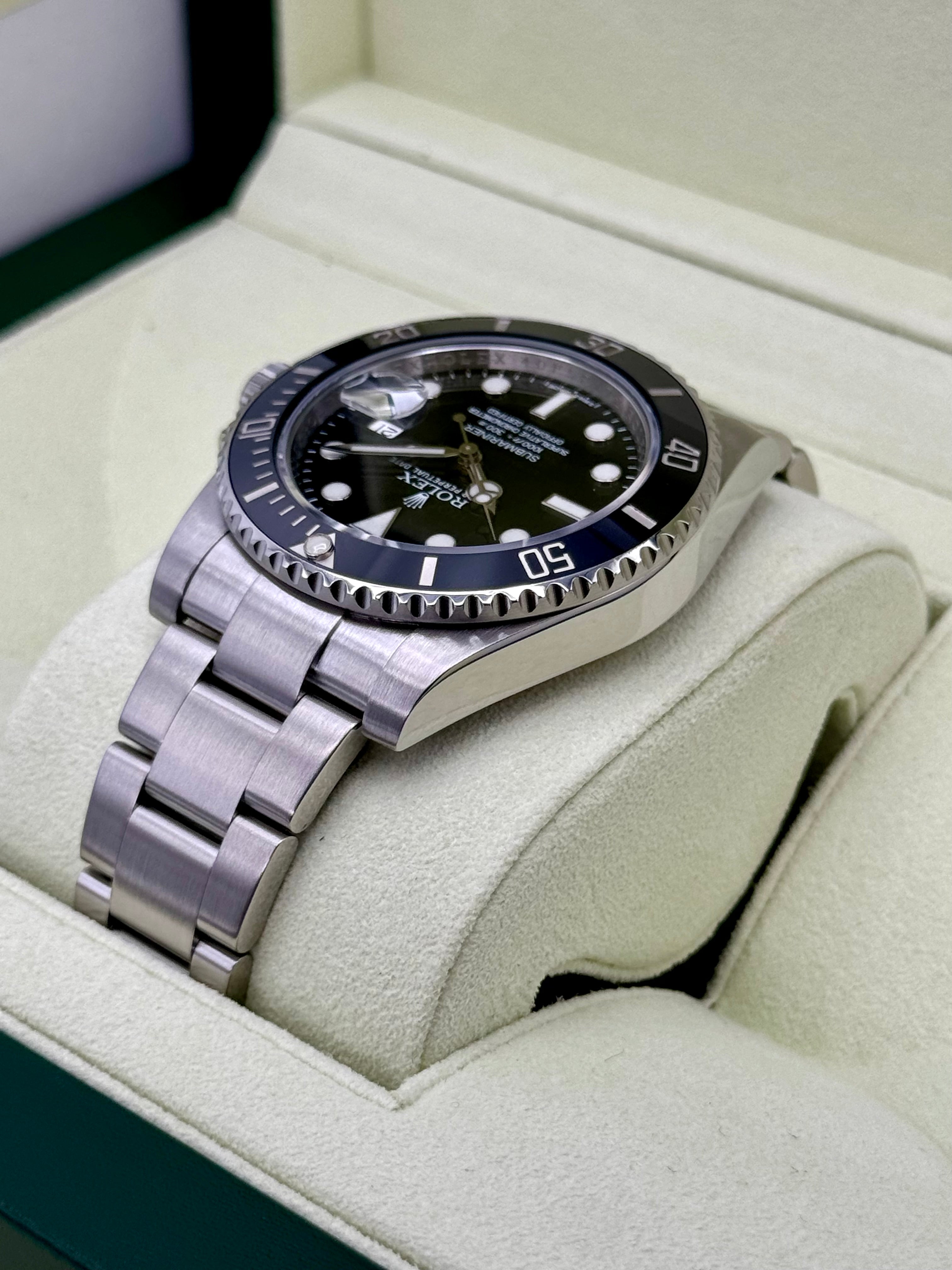 2011 Rolex Submariner 40mm 116610 Stainless Steel Black Dial MyWatchLLC