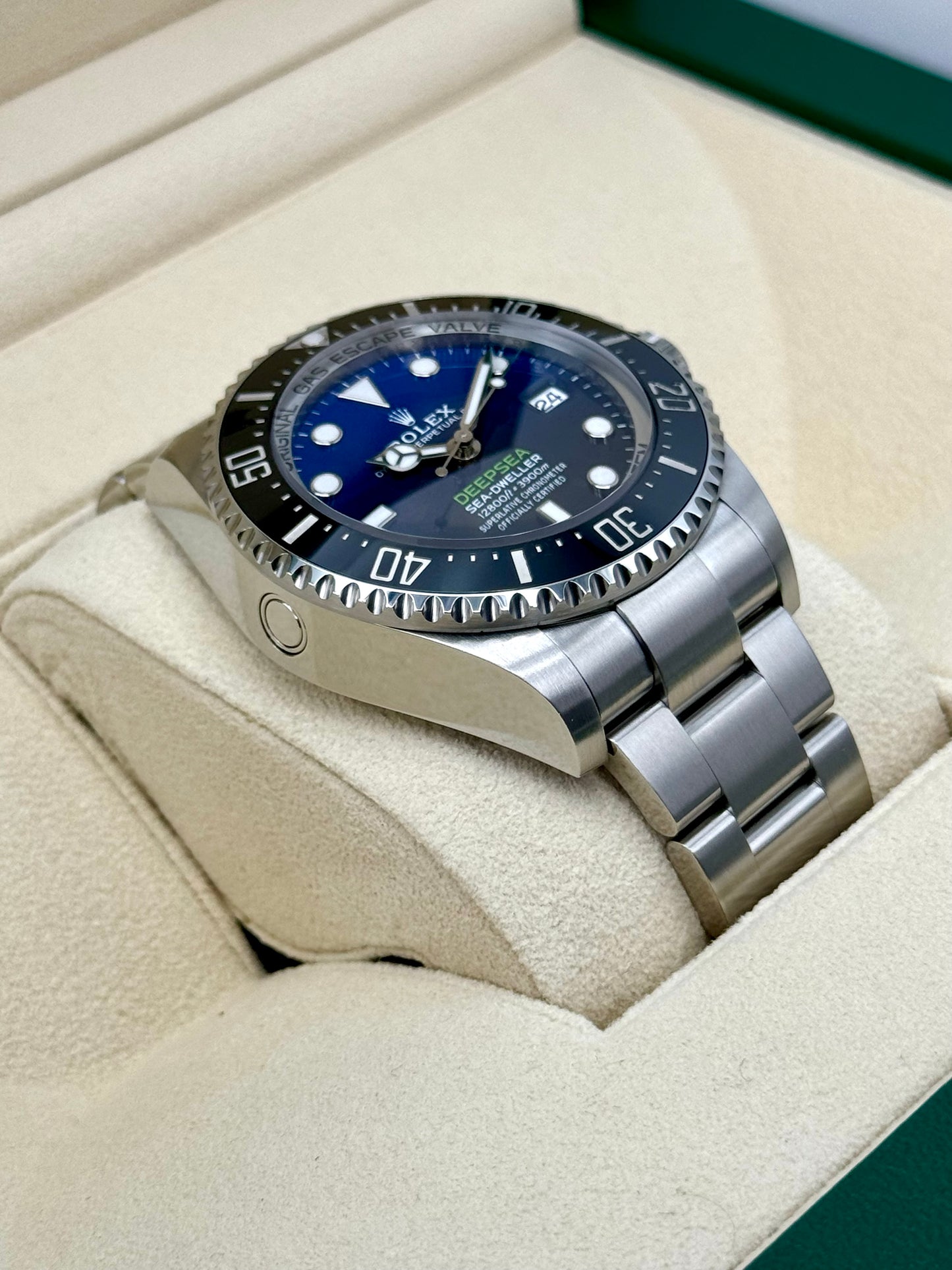 2023 Rolex Deepsea "James Cameron" 44mm 136660 Blue Dial