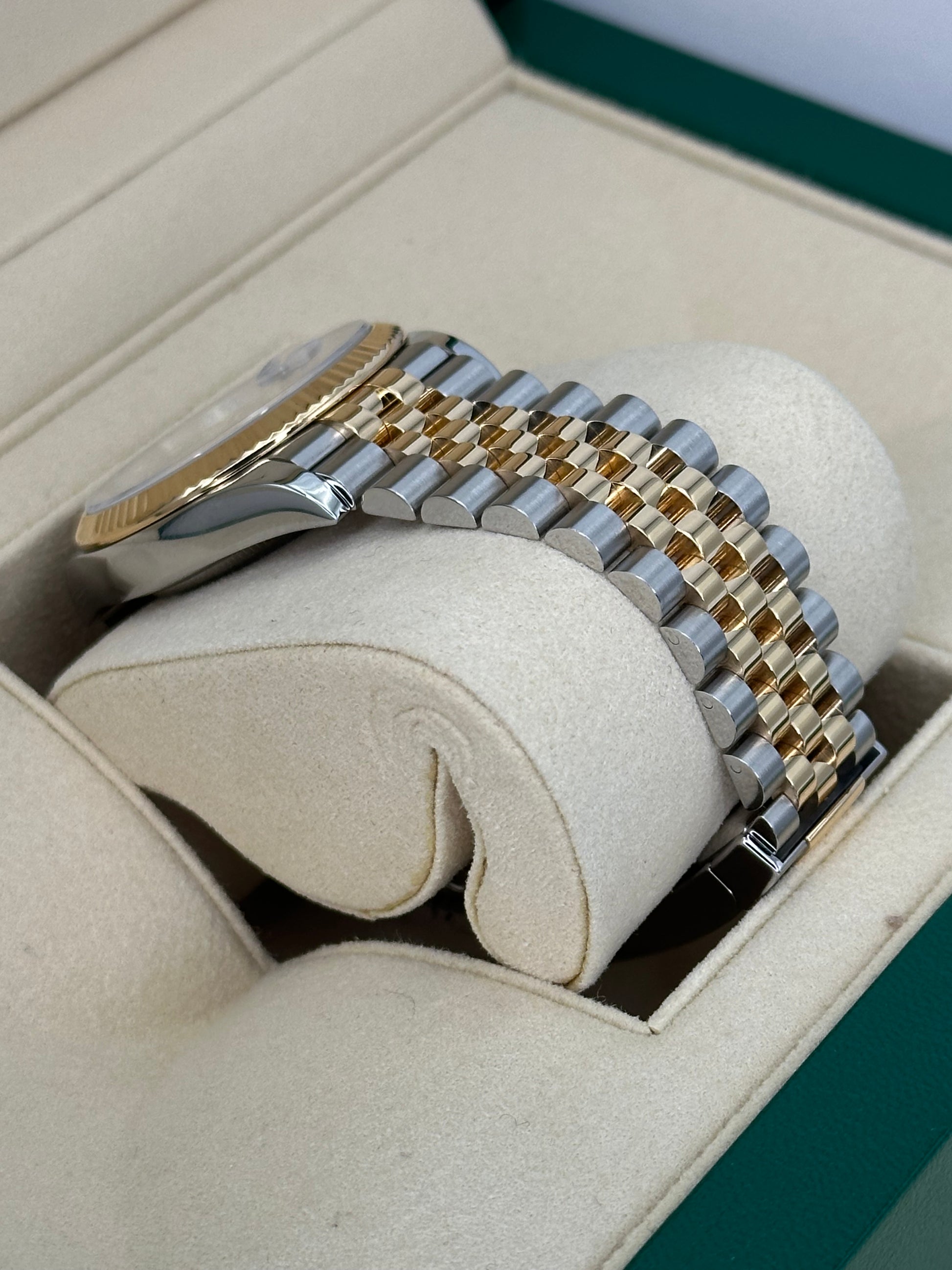 2019 Datejust 36mm 126233 Two-Tone Jubilee 10 Diamond Anniversary Dial - MyWatchLLC