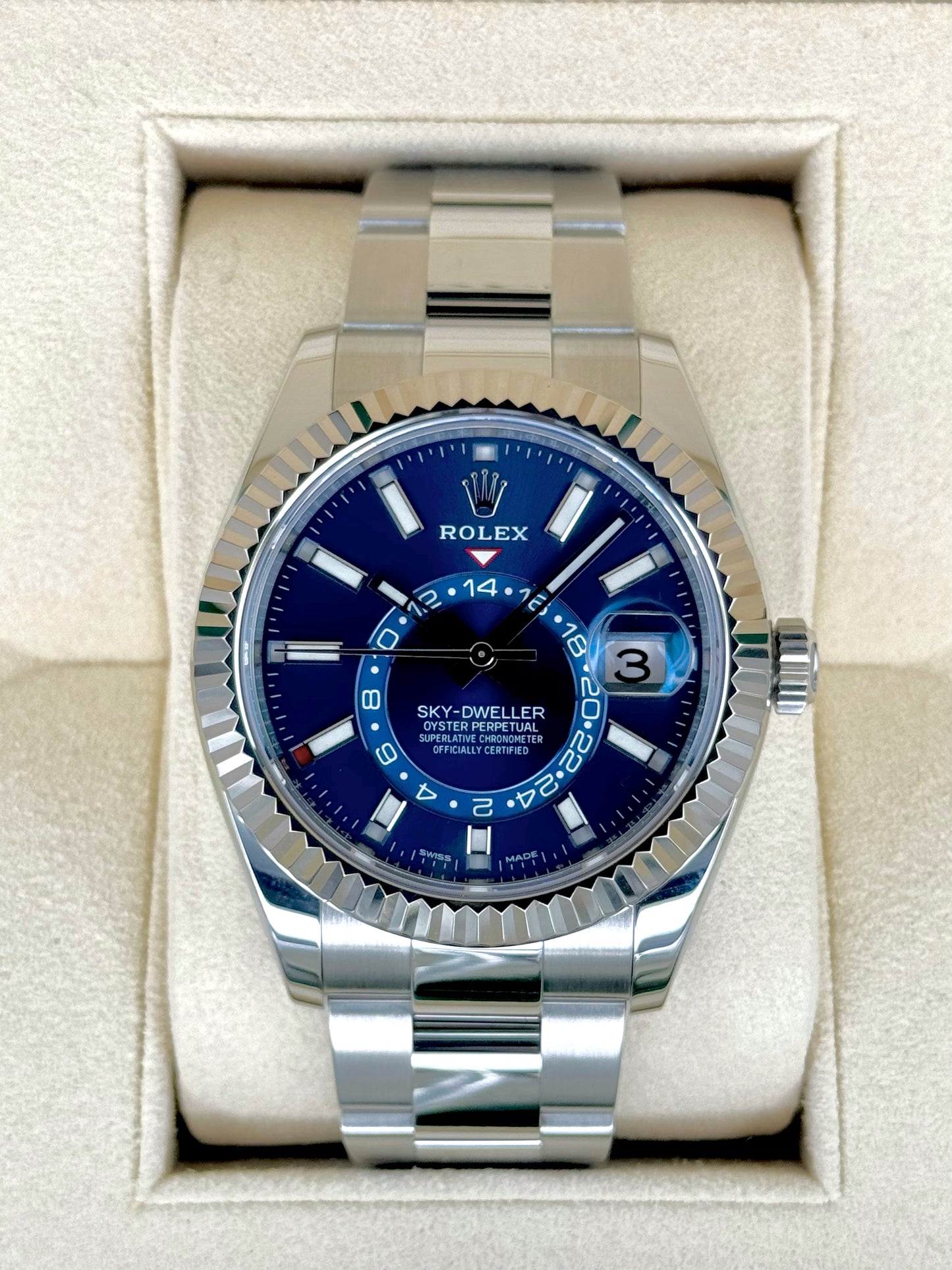 2020 Sky-Dweller 42mm 326934 Stainless Steel Oyster Blue Dial