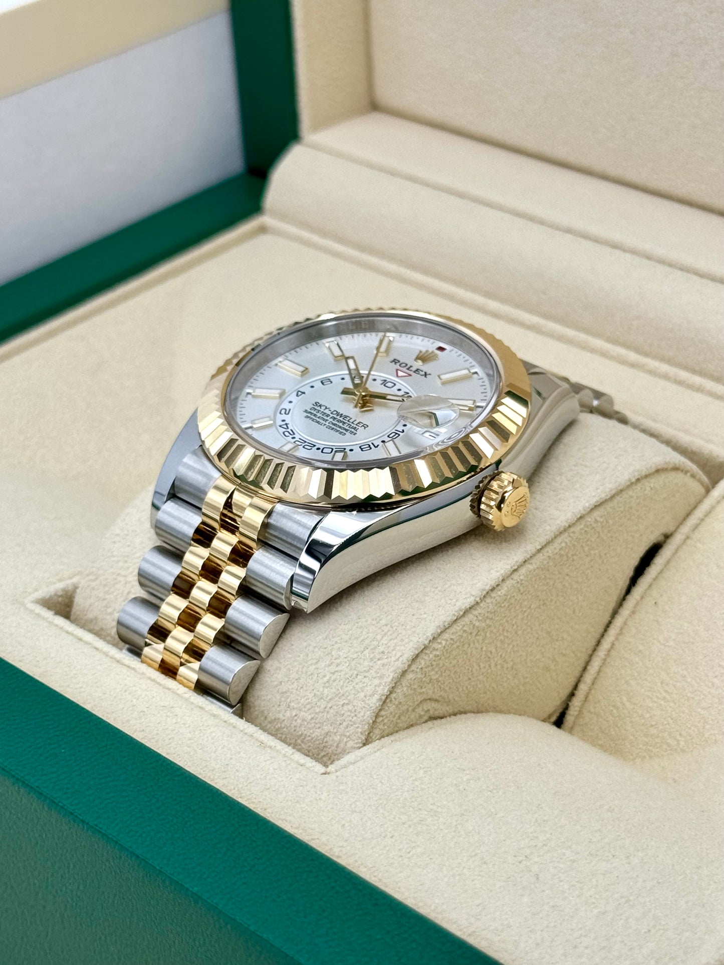 NEW 2024 Rolex Sky-Dweller 42mm 336933 Two-Tone Jubilee White Dial