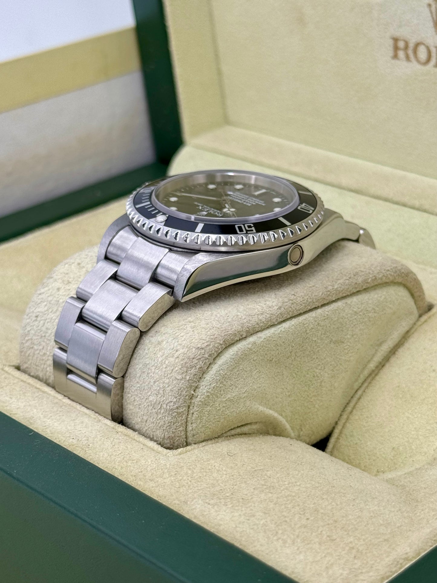 2005 Rolex Sea-Dweller 40mm 16600 Stainless Steel Black Dial - MyWatchLLC