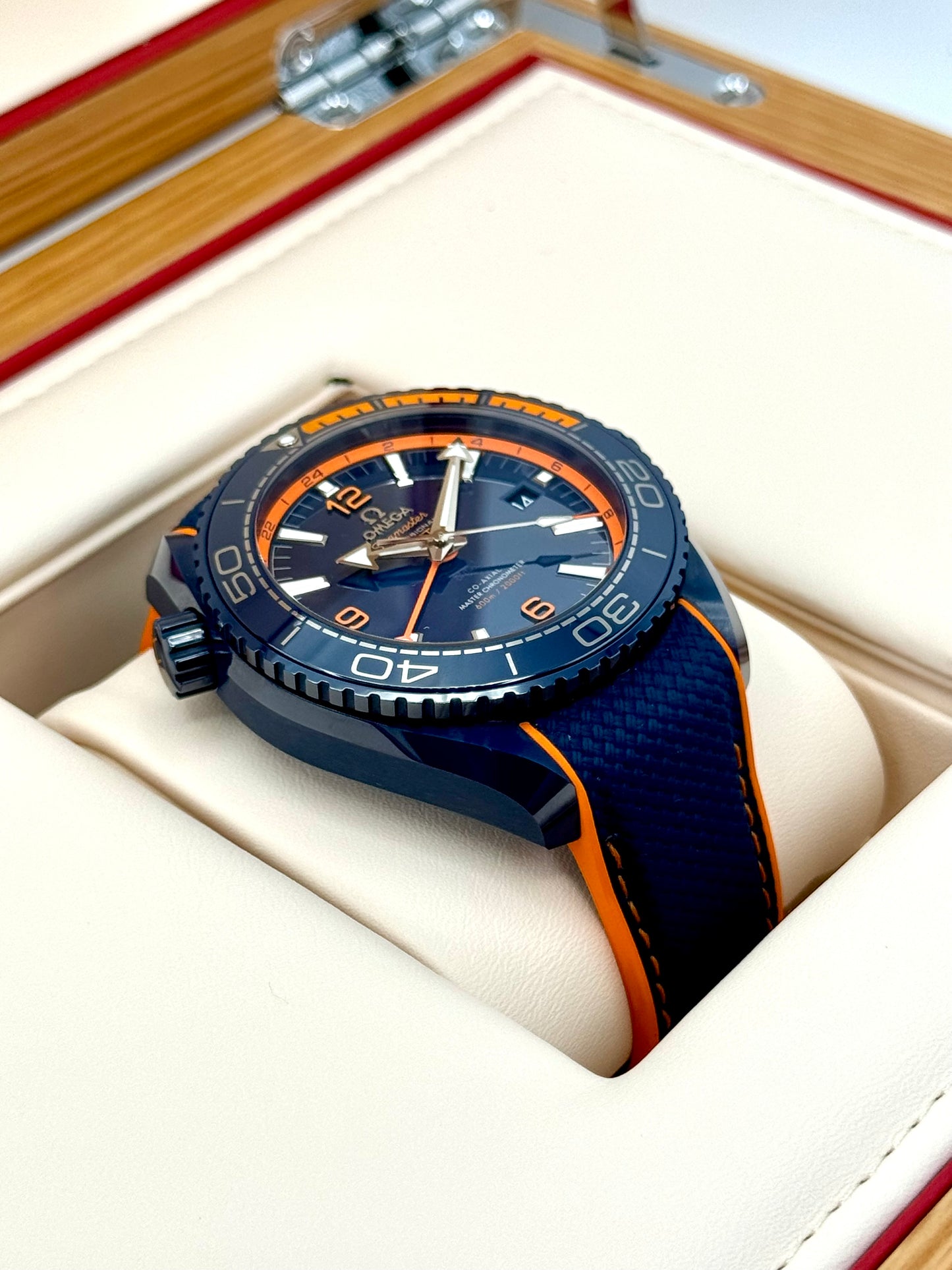 2020 Omega Seamaster Planet Ocean 45.5mm 215.92.46.22.03.001 Blue Dial