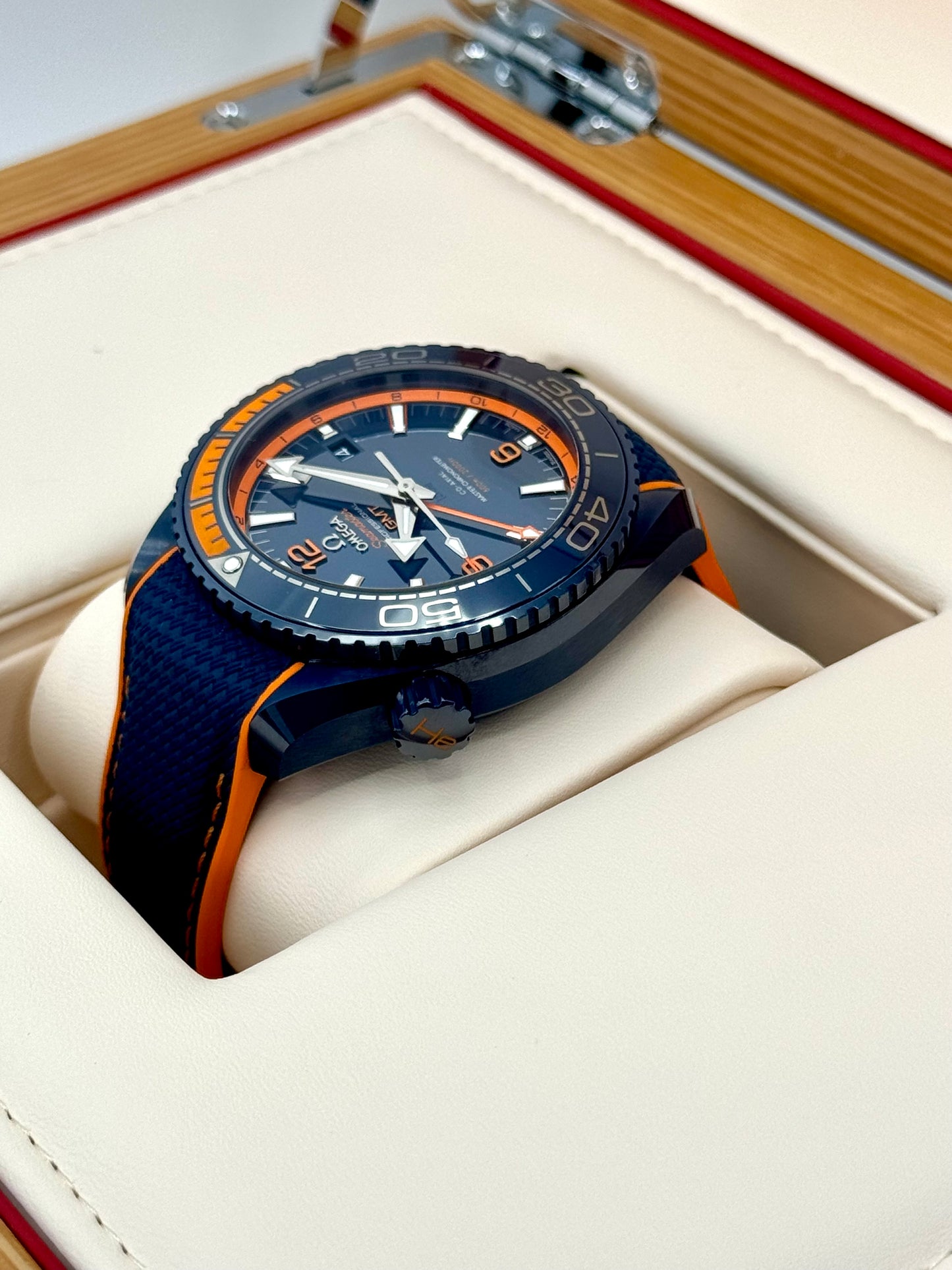 2020 Omega Seamaster Planet Ocean 45.5mm 215.92.46.22.03.001 Blue Dial