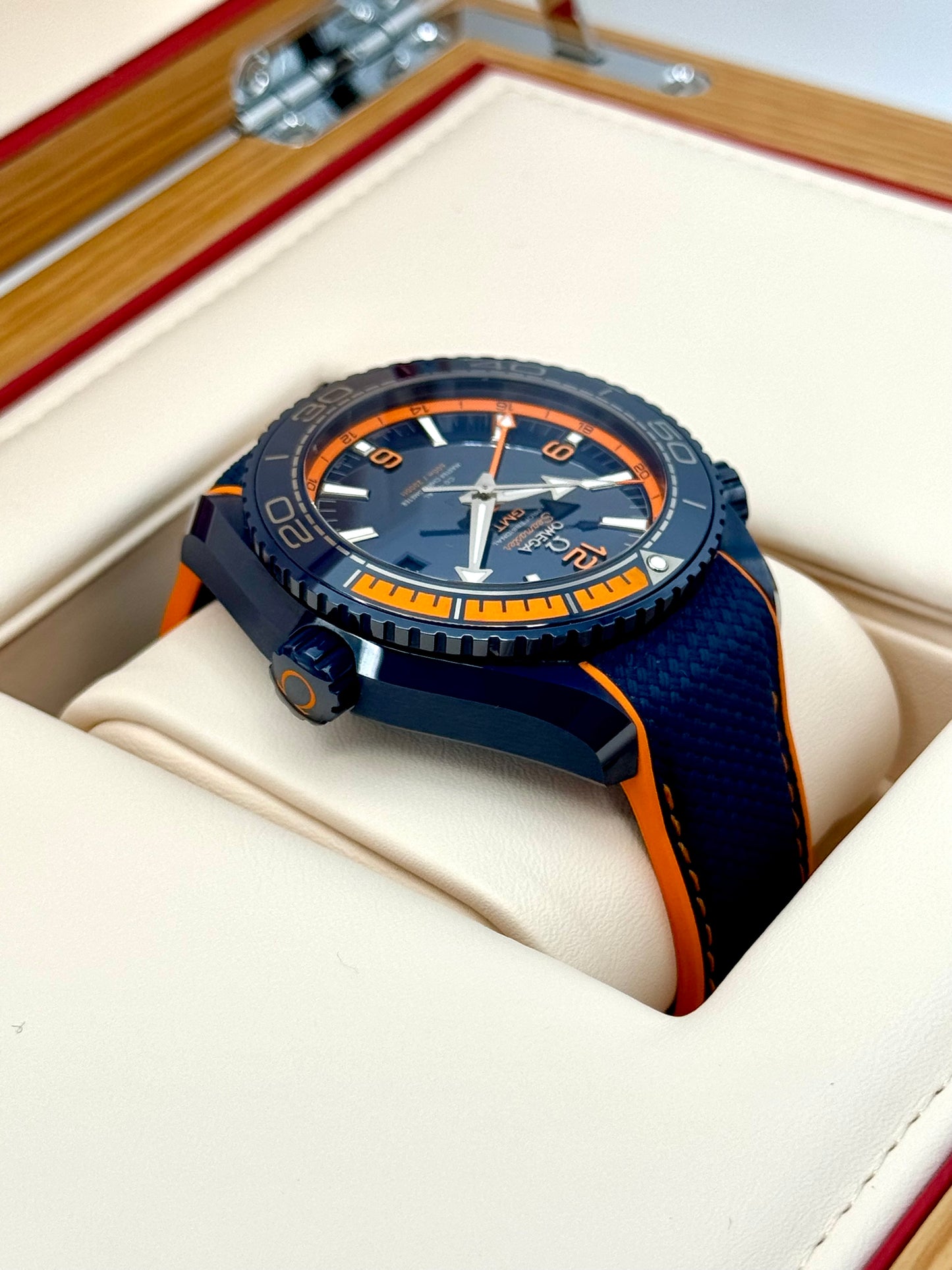 2020 Omega Seamaster Planet Ocean 45.5mm 215.92.46.22.03.001 Blue Dial