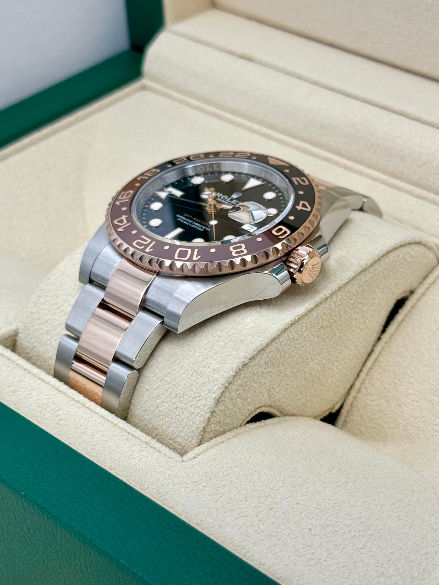 NEW 2024 Rolex GMT-Master II "Rootbeer" 40mm 126711CHNR Two-Tone