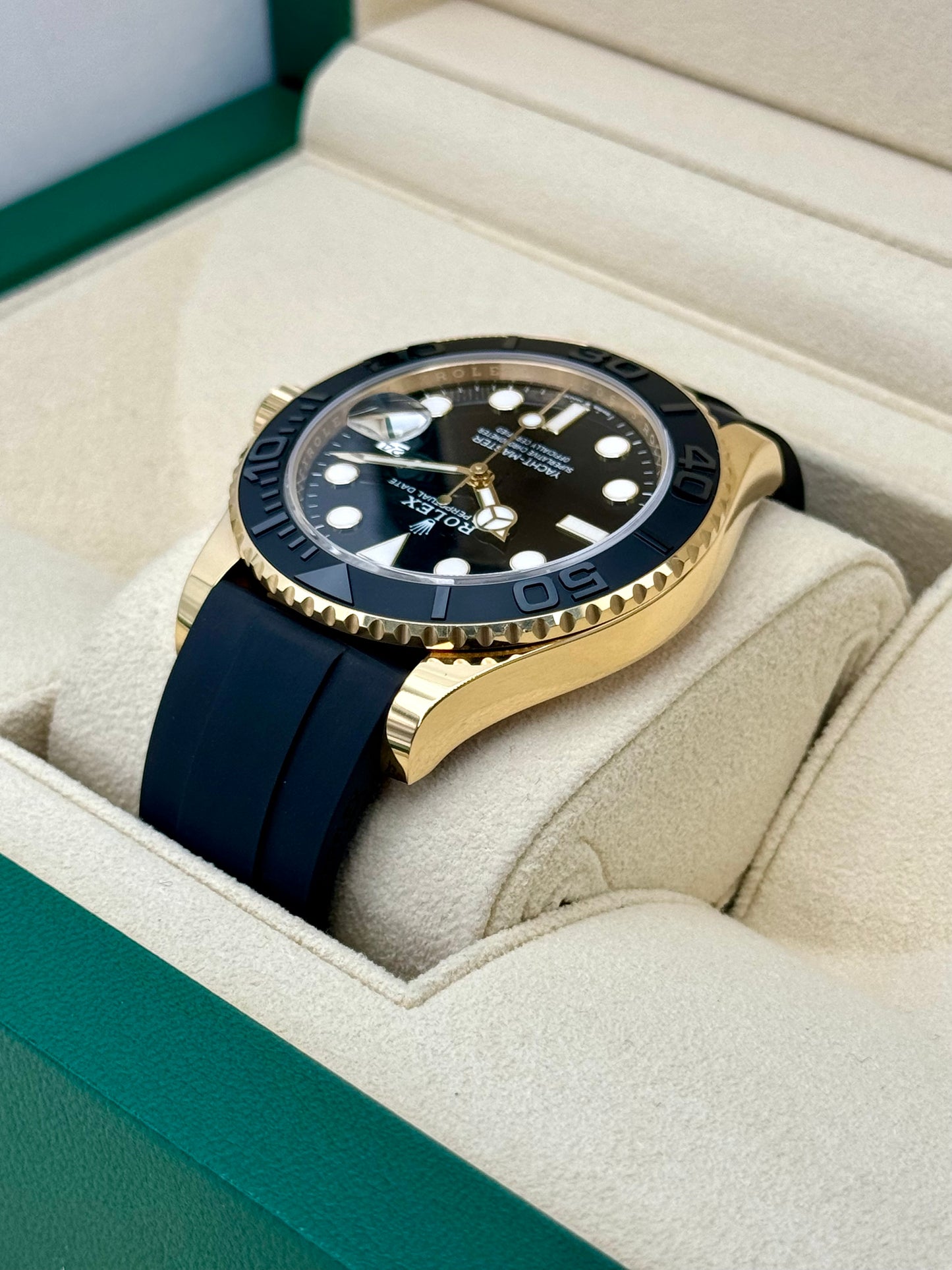 2024 Rolex Yacht-Master 42mm 226658 Gold Oysterflex Black Dial