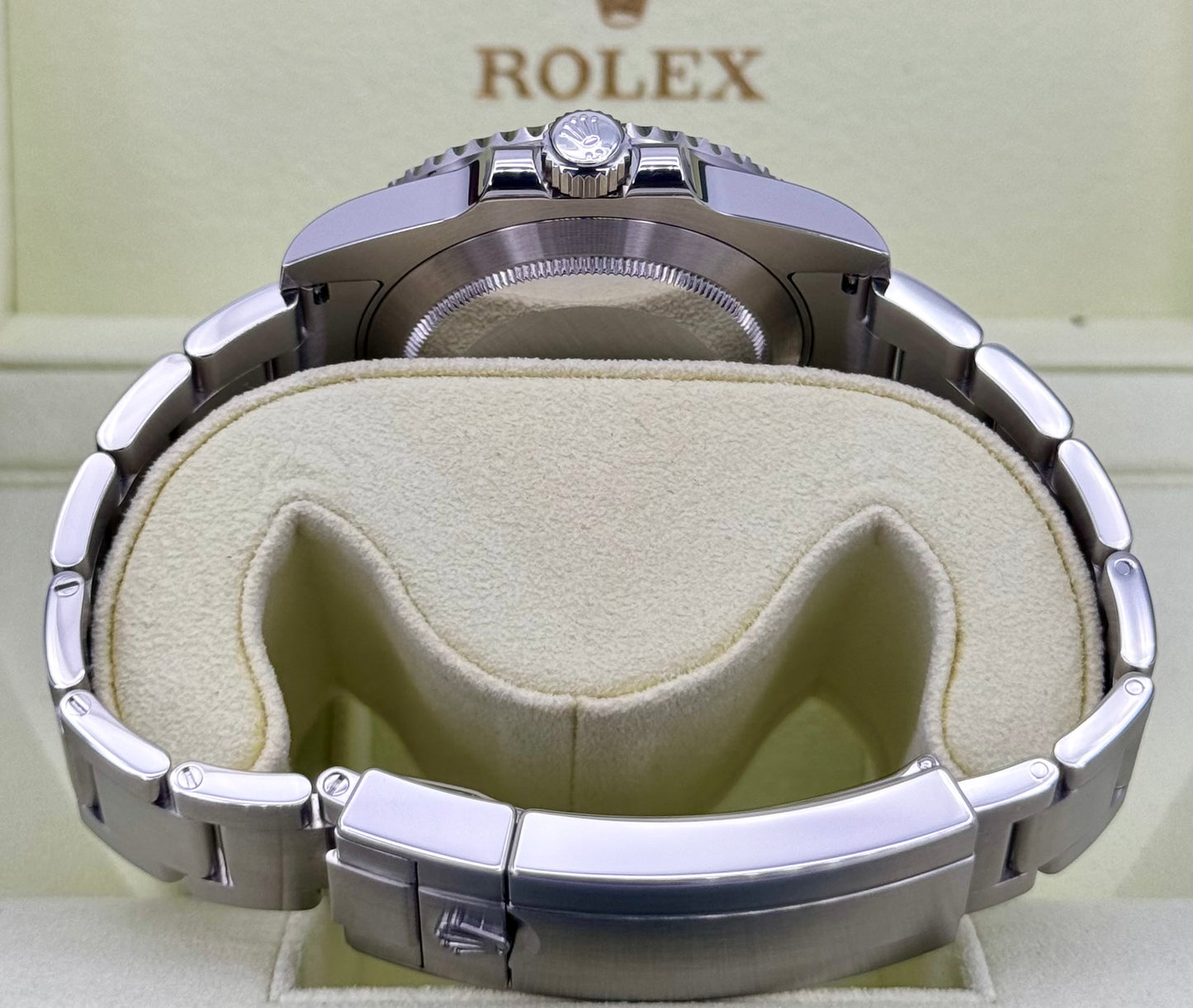 2011 Rolex Submariner "Hulk" 40mm 116610LV Green Dial