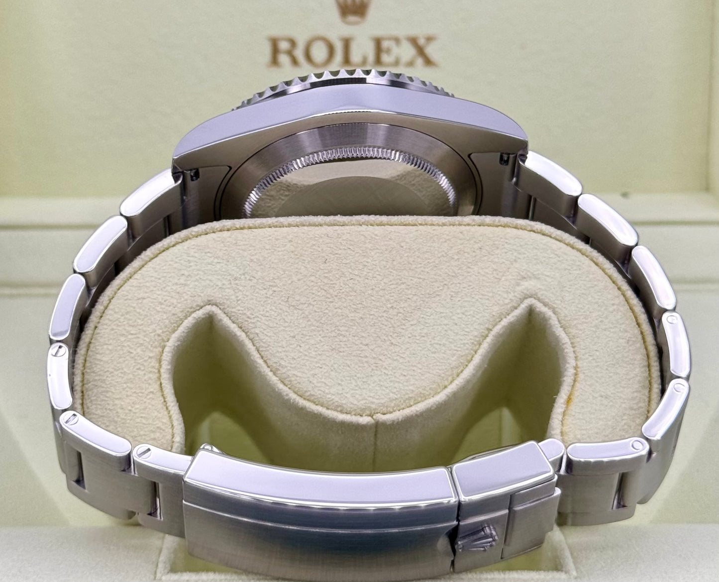 2011 Rolex Submariner "Hulk" 40mm 116610LV Green Dial