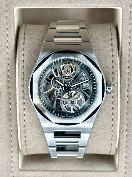 2022 Girard-Perregaux Laureato 42mm 81015-11-001-11A Skelton Dial