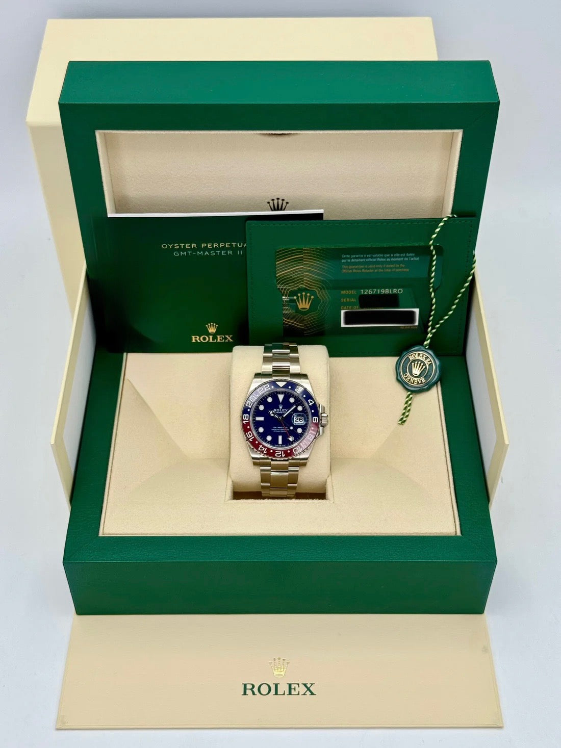 NEW 2025 Rolex GMT-Master II "Pepsi" 40mm 126719BLRO White Gold Blue Dial