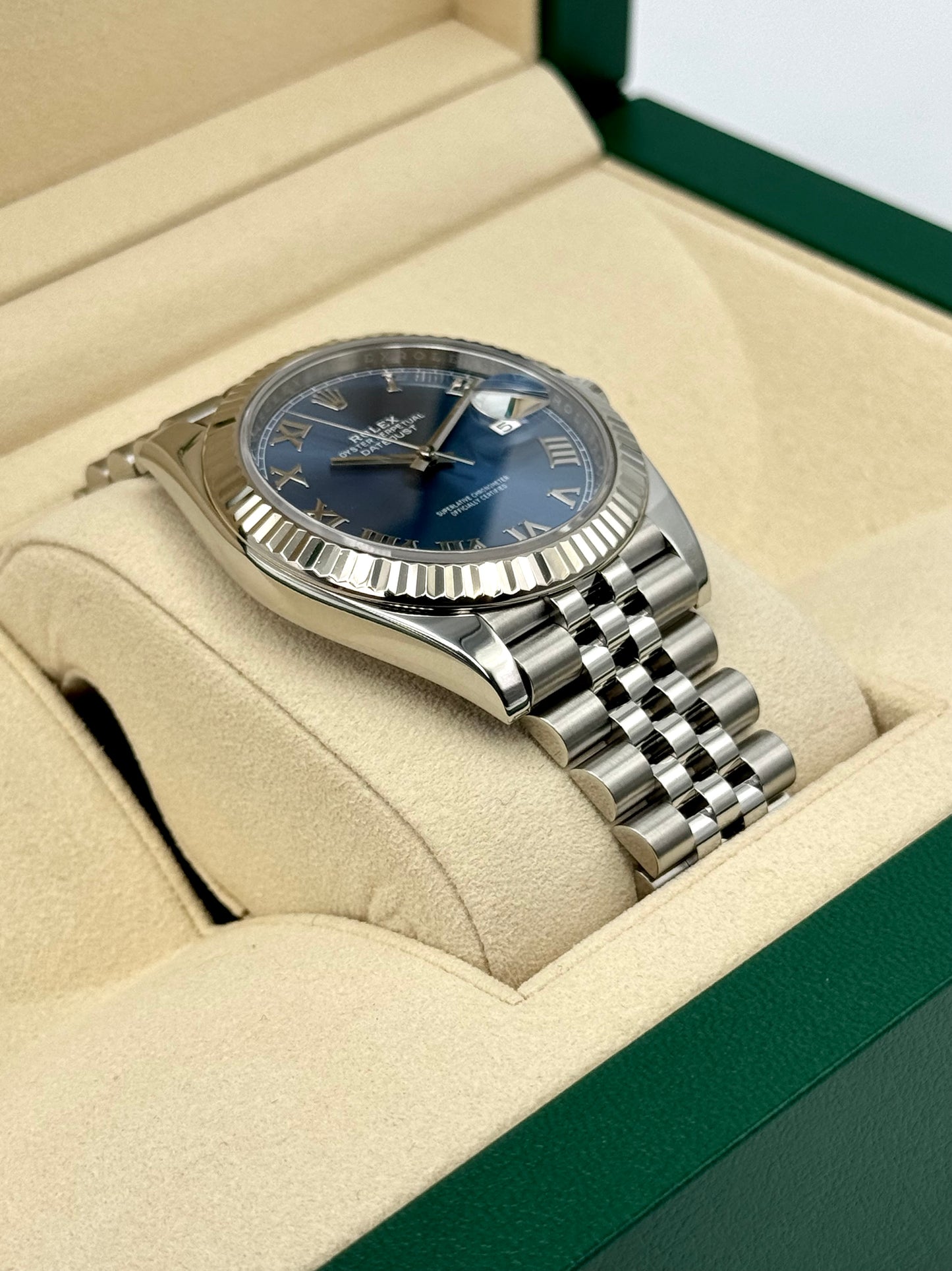 Rolex Datejust 41mm 126334 Stainless Steel Jubilee Blue Dial