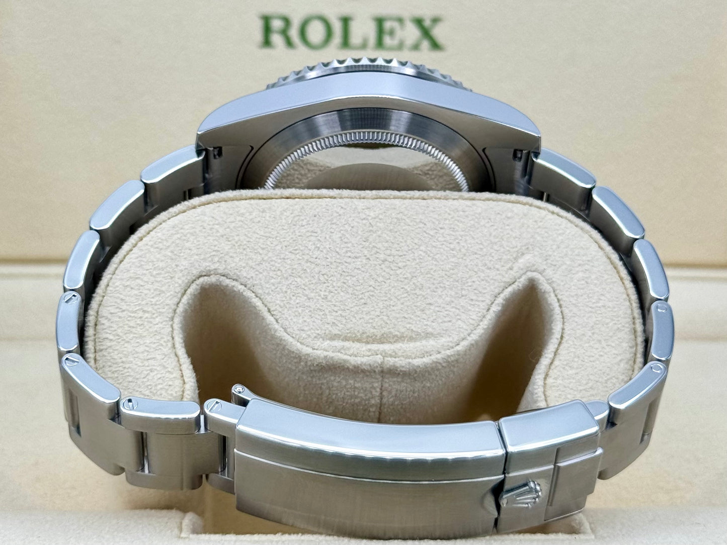 2019 Rolex Submariner "Hulk" 40mm 116610LV Green Dial