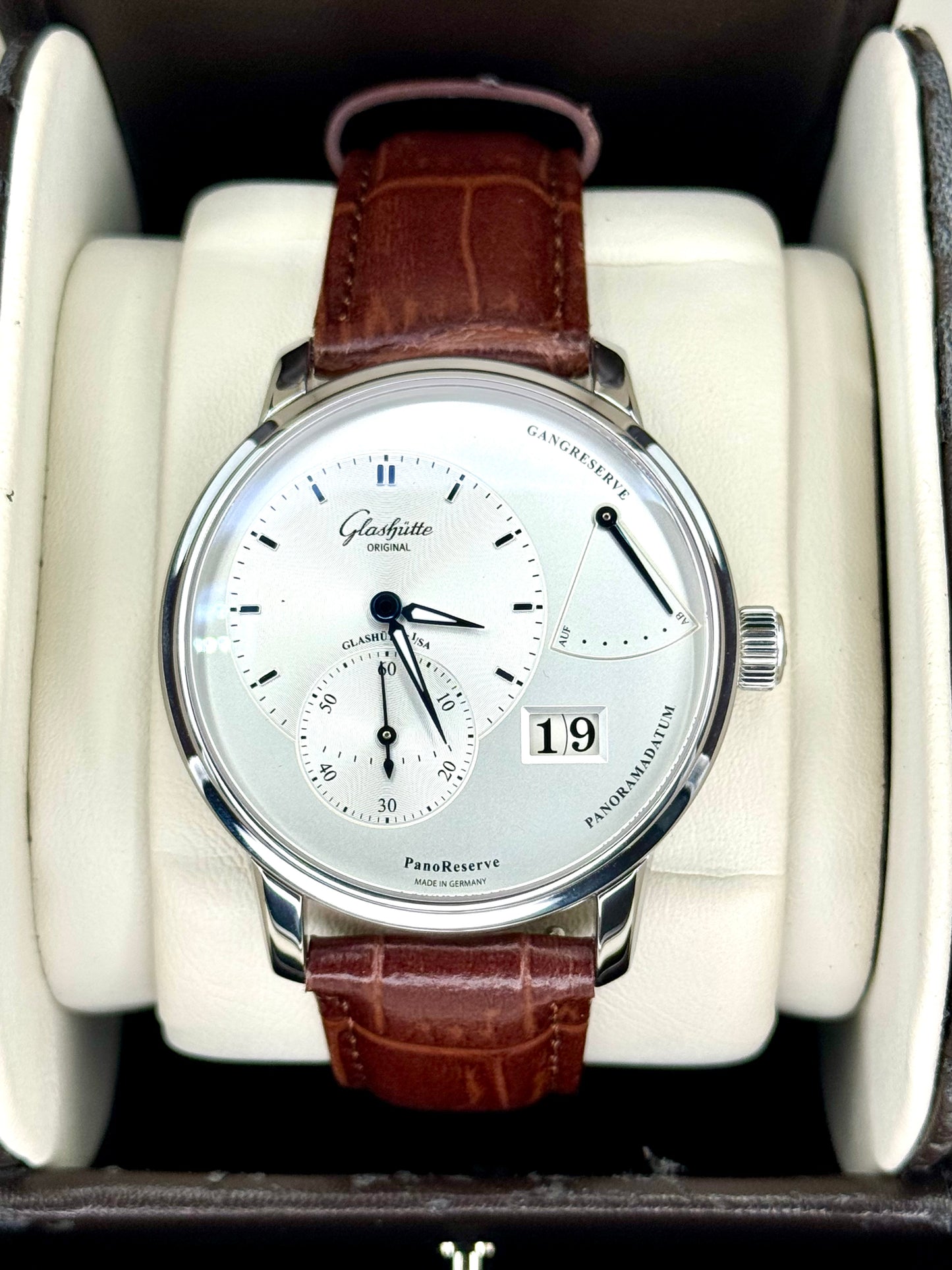 2015 Glashutte Original Panoreserve 40mm 1-65-01-22-12-04 Silver Dial - MyWatchLLC