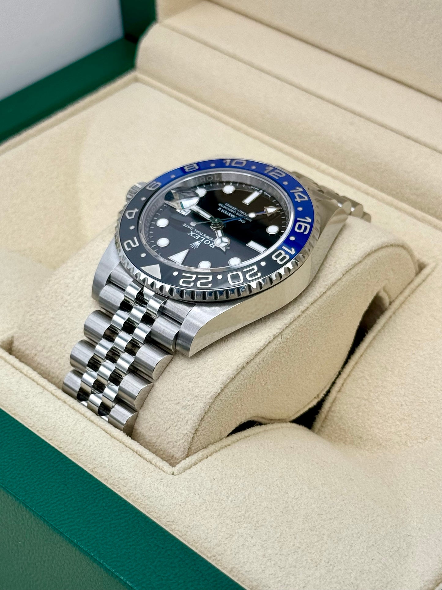 NEW 2024 Rolex GMT-Master II "Batgirl" 40mm 126710BLNR Jubilee